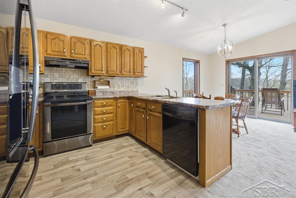 5092 N Lake Sanford Road, Sanford, MI 48657 — Photo 9