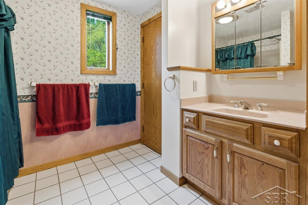 5092 N Lake Sanford Road, Sanford, MI 48657 — Photo 24