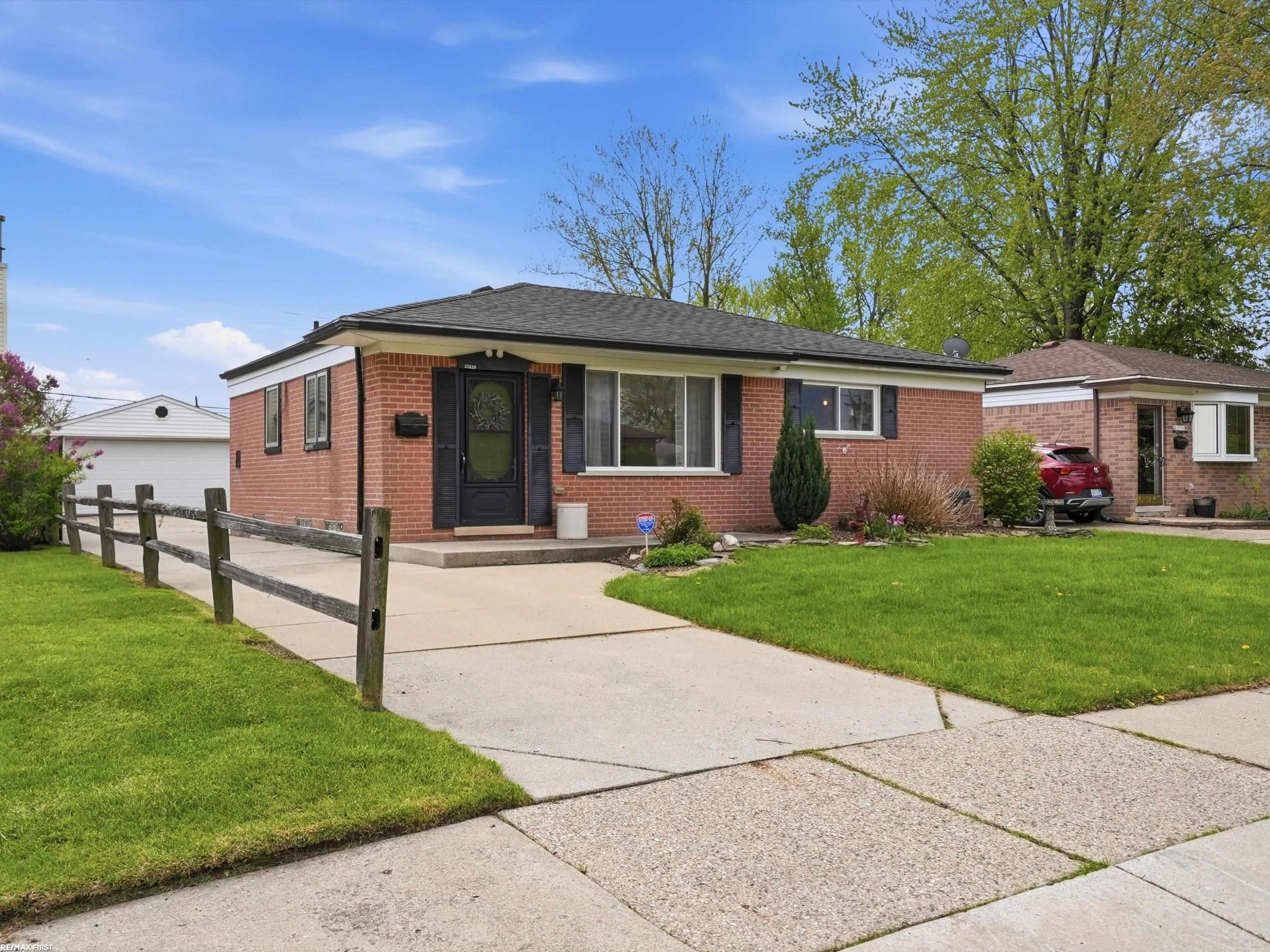 21620 Francis Street, Saint Clair Shores, MI 48082 — Photo 3