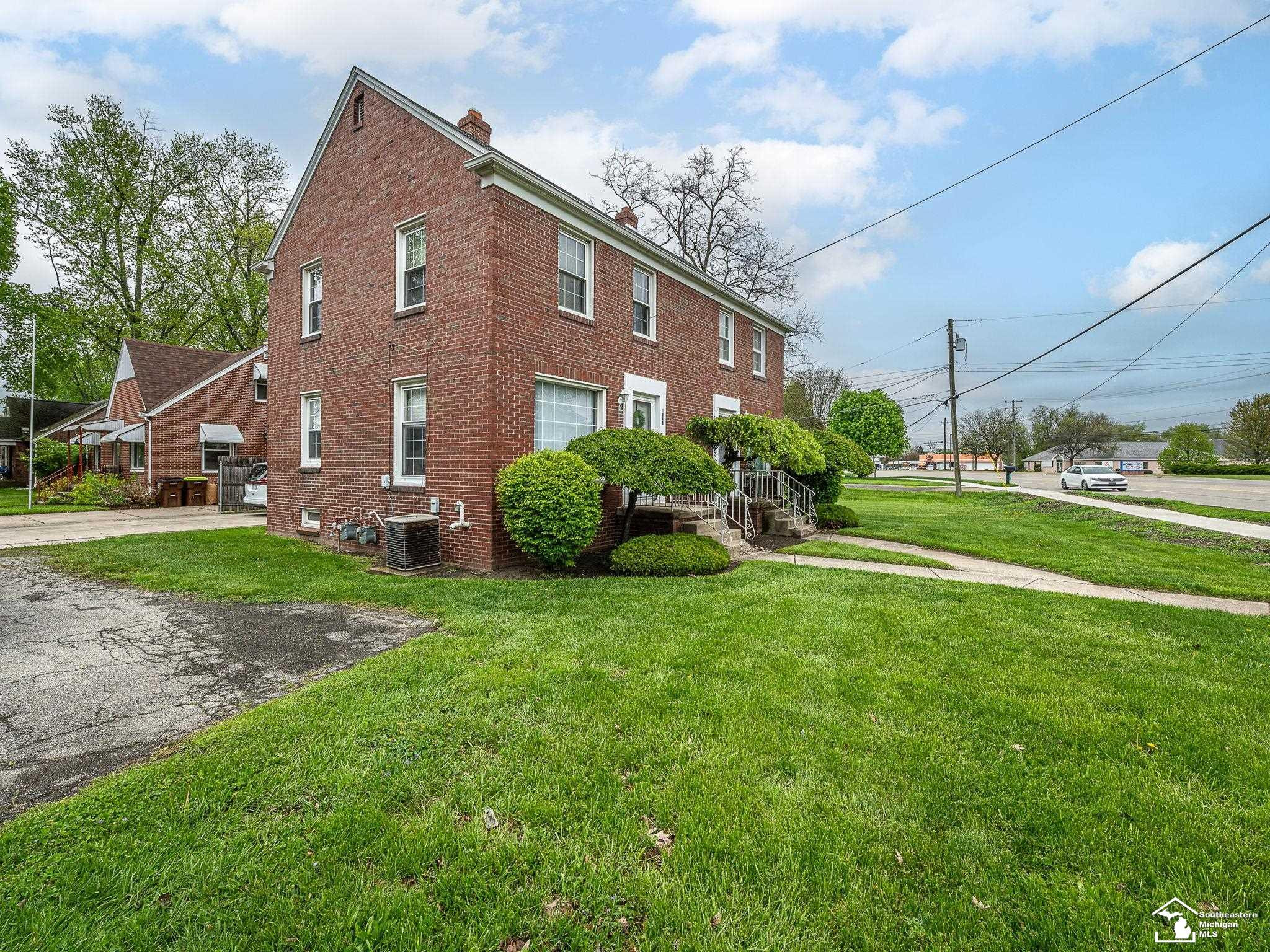 1049/1057 N Monroe Street, Monroe, MI 48162 — Photo 5
