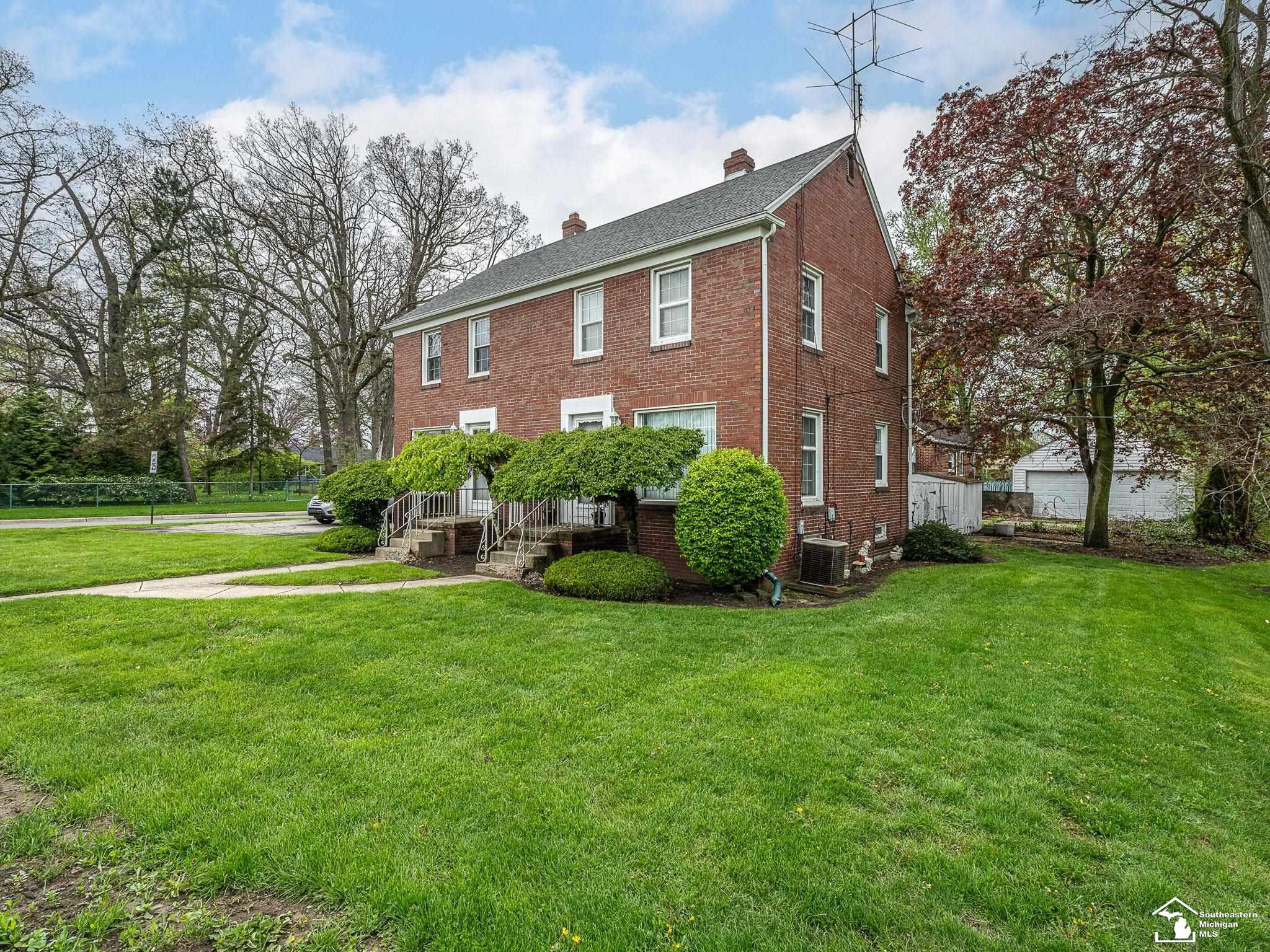 1049/1057 N Monroe Street, Monroe, MI 48162 — Photo 6