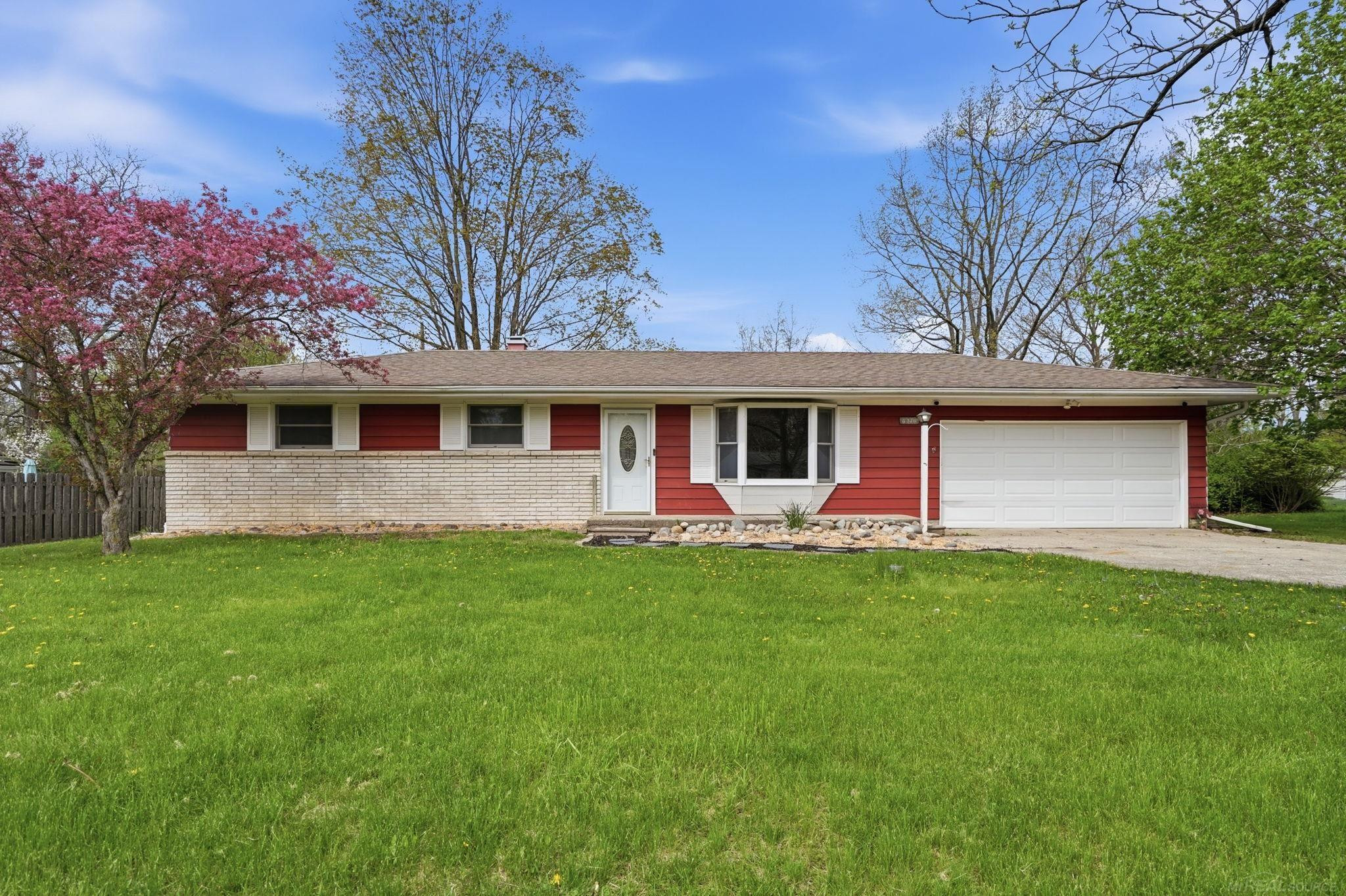 6376 Samson Drive, Grand Blanc, MI 48439 — front exterior