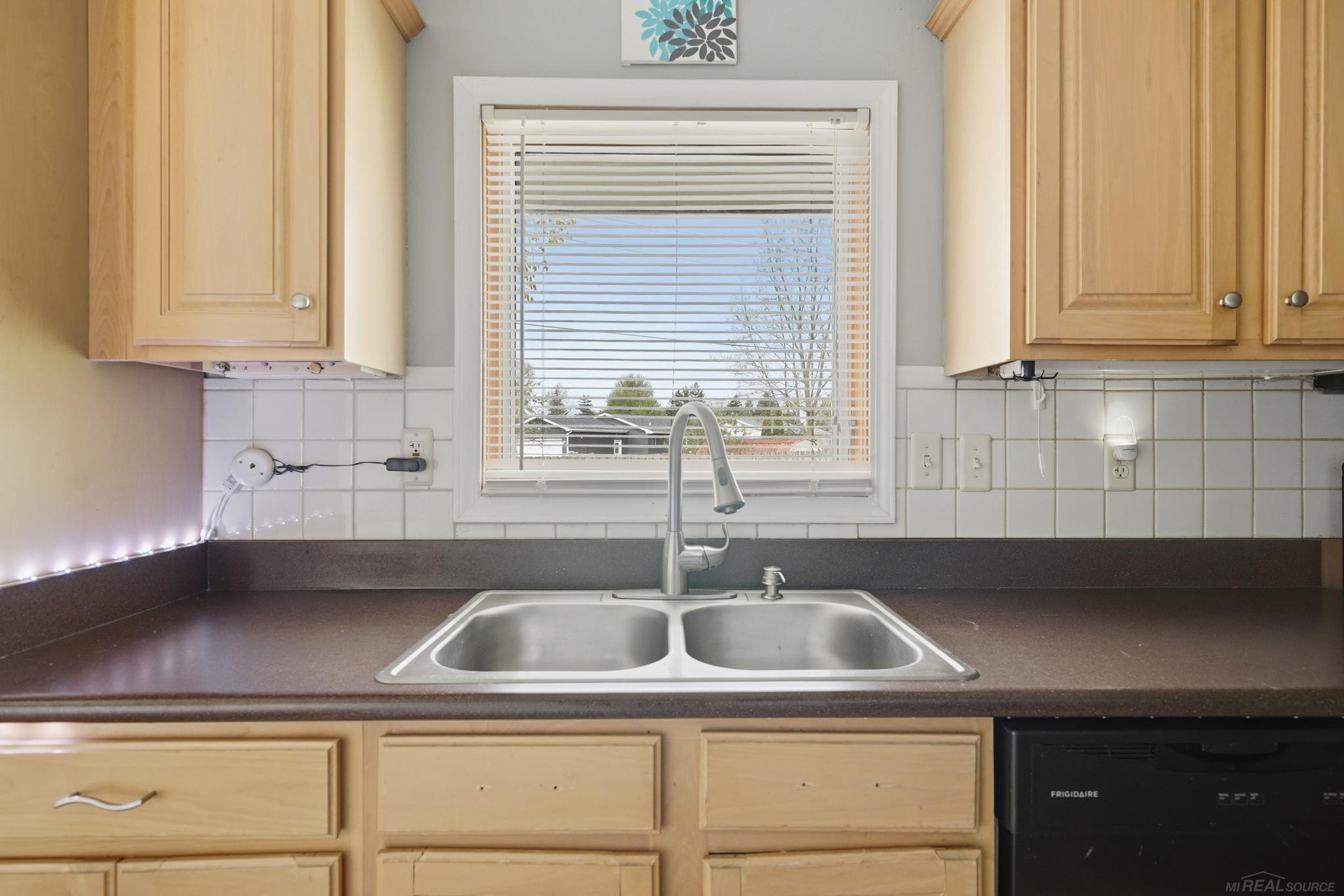 6376 Samson Drive, Grand Blanc, MI 48439 — Photo 11