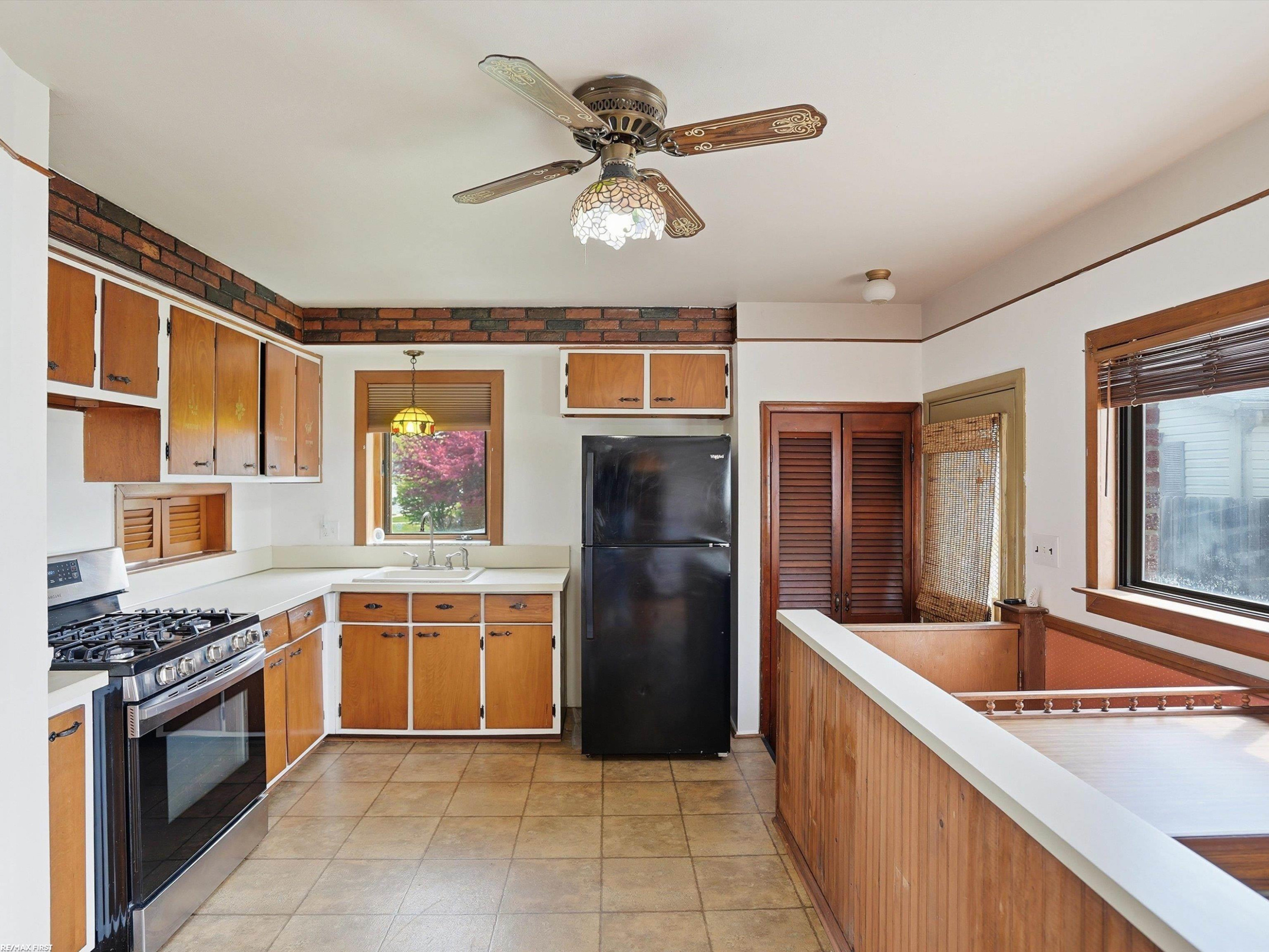 21620 Francis Street, Saint Clair Shores, MI 48082 — Photo 12
