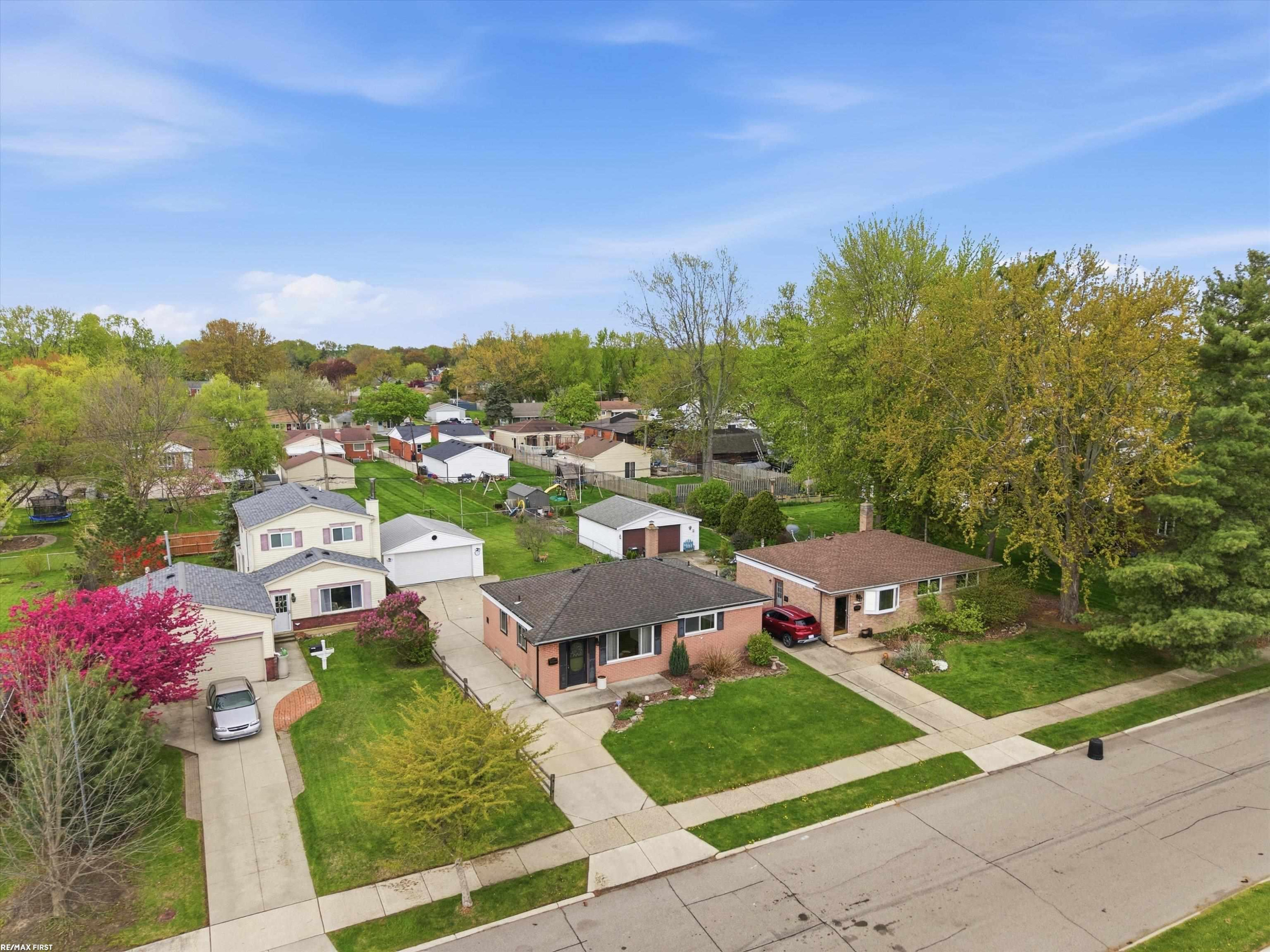 21620 Francis Street, Saint Clair Shores, MI 48082 — Photo 35
