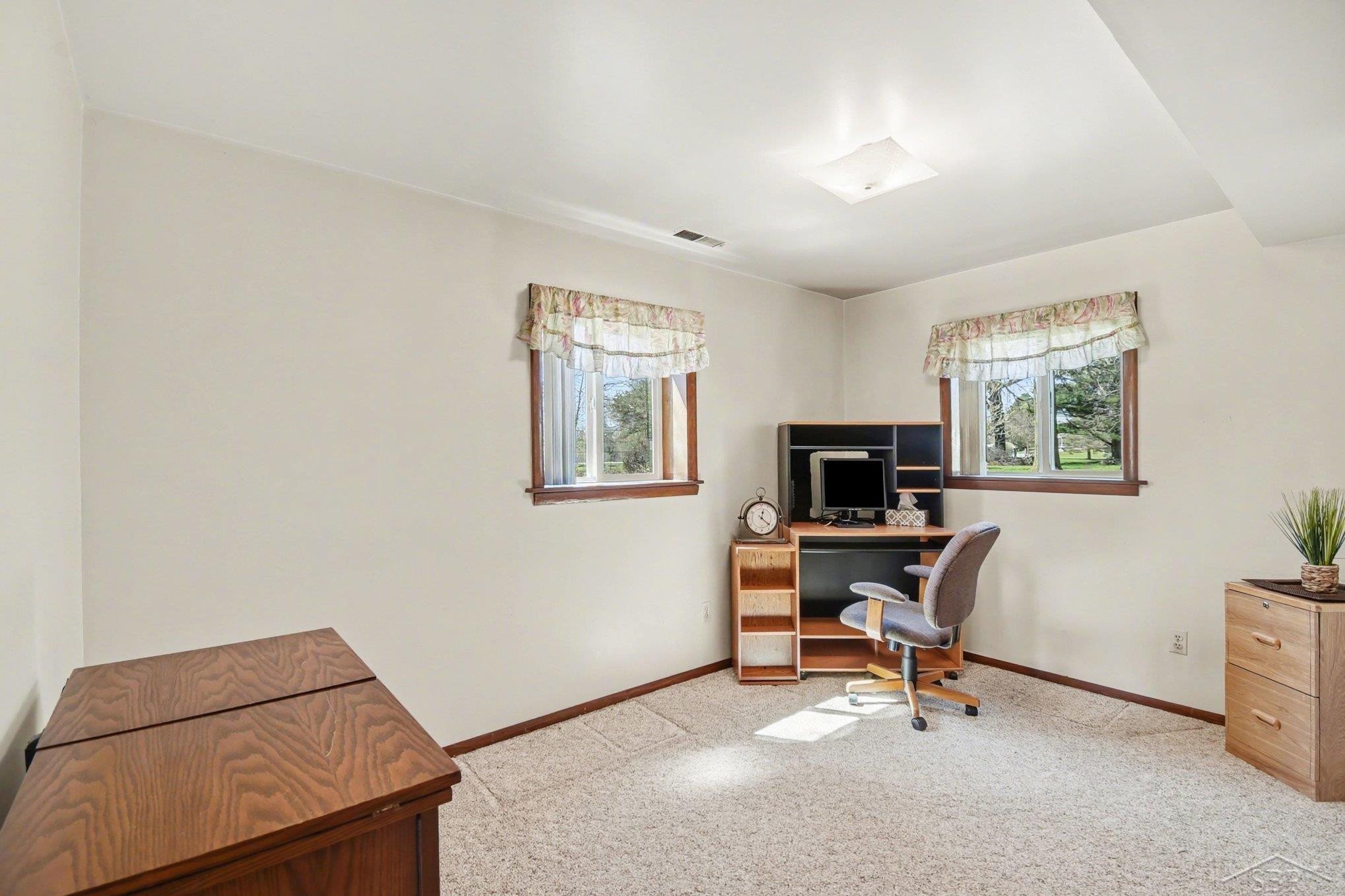 12821 S Basell Drive, Hemlock, MI 48626 — Photo 19