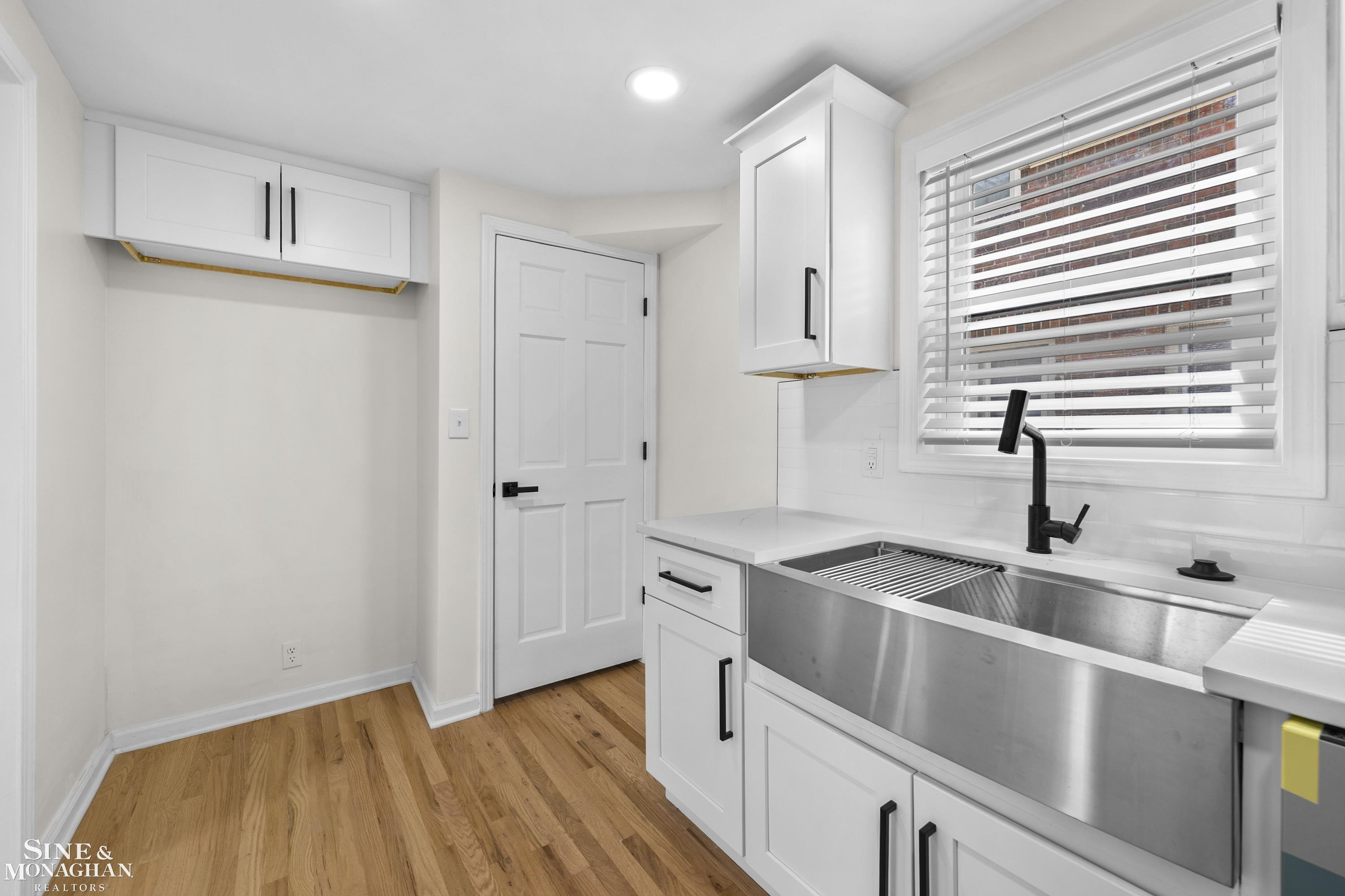 16350 Mack Avenue, Grosse Pointe Park, MI 48230 — Photo 12
