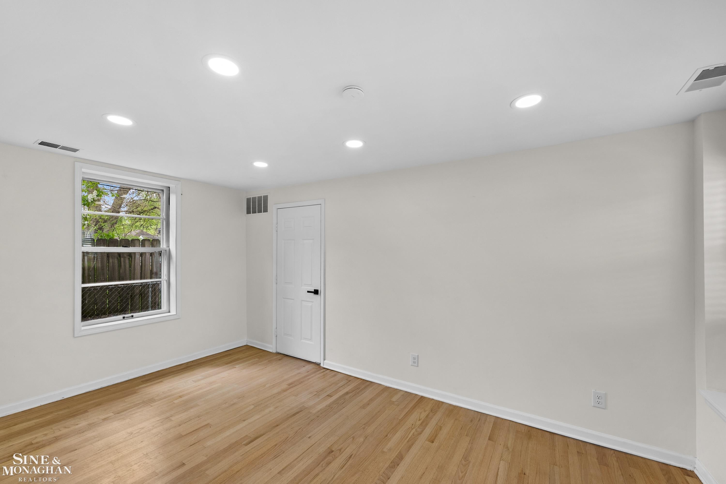 16350 Mack Avenue, Grosse Pointe Park, MI 48230 — Photo 18