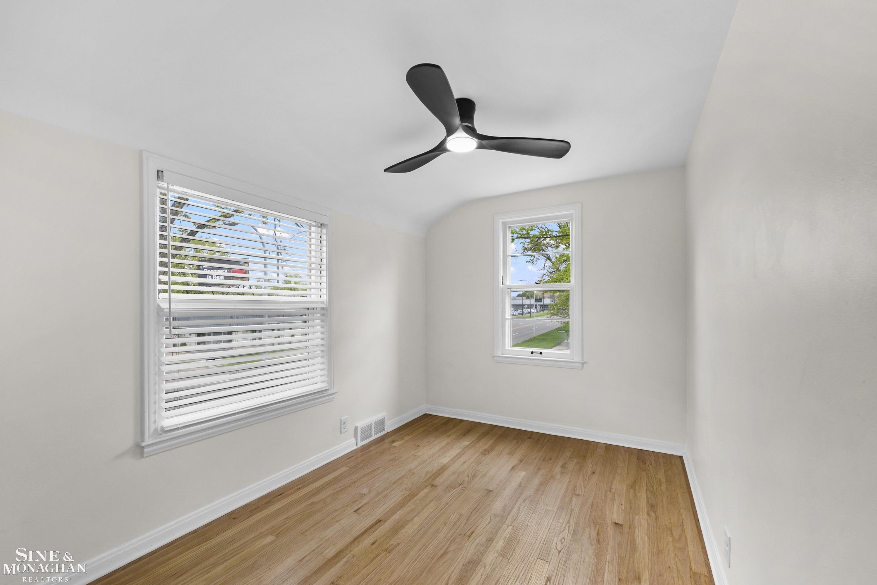16350 Mack Avenue, Grosse Pointe Park, MI 48230 — Photo 37