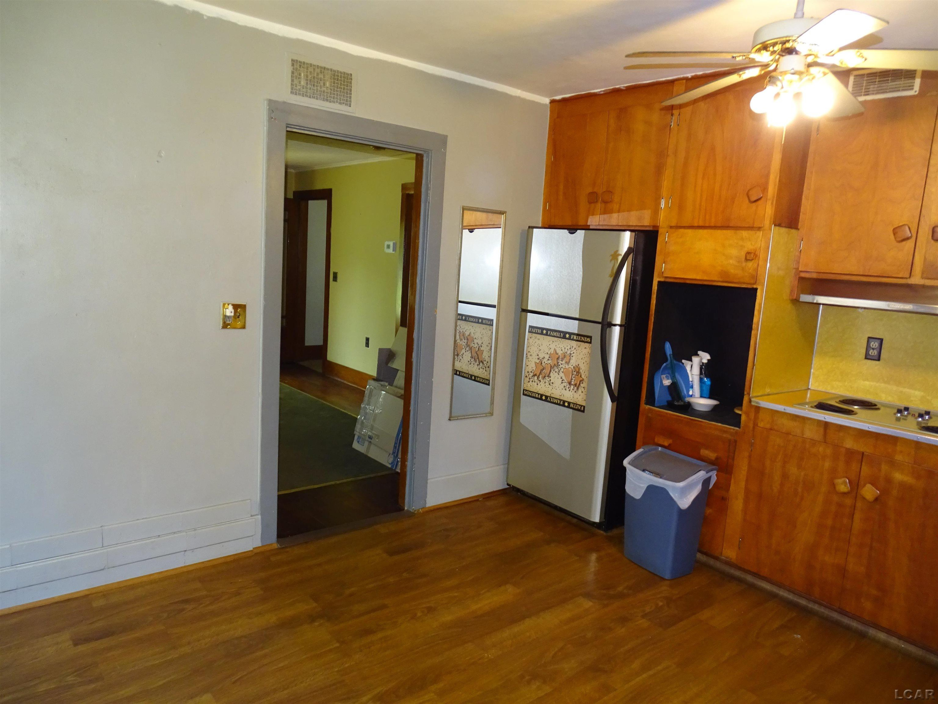 2729 Bent Oak Avenue, Adrian, MI 49221 — Photo 8
