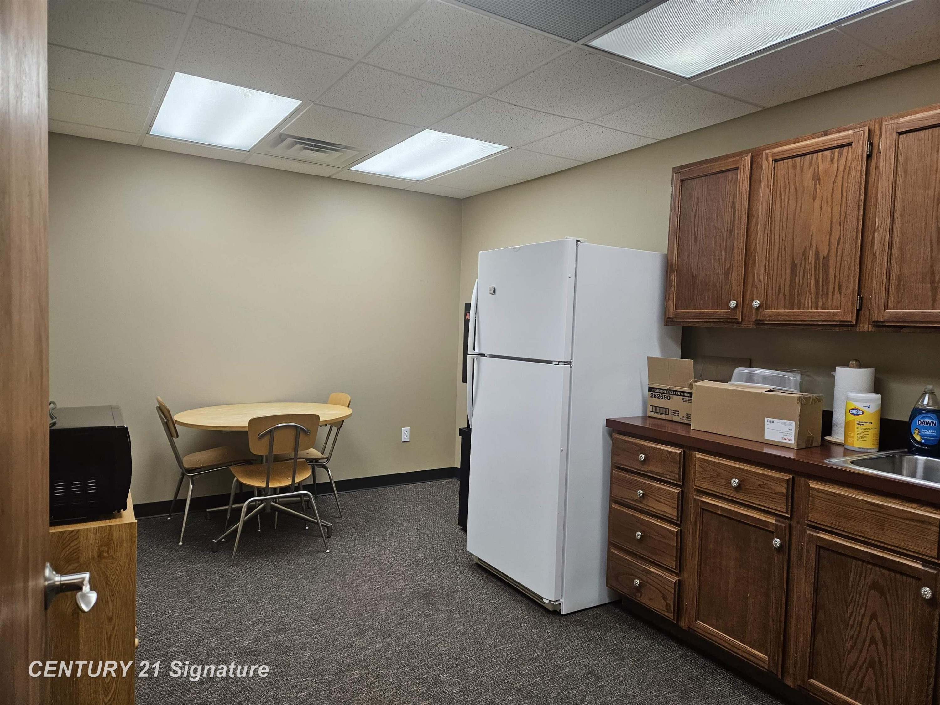 6270 State Street, Saginaw, MI 48603 — Photo 9