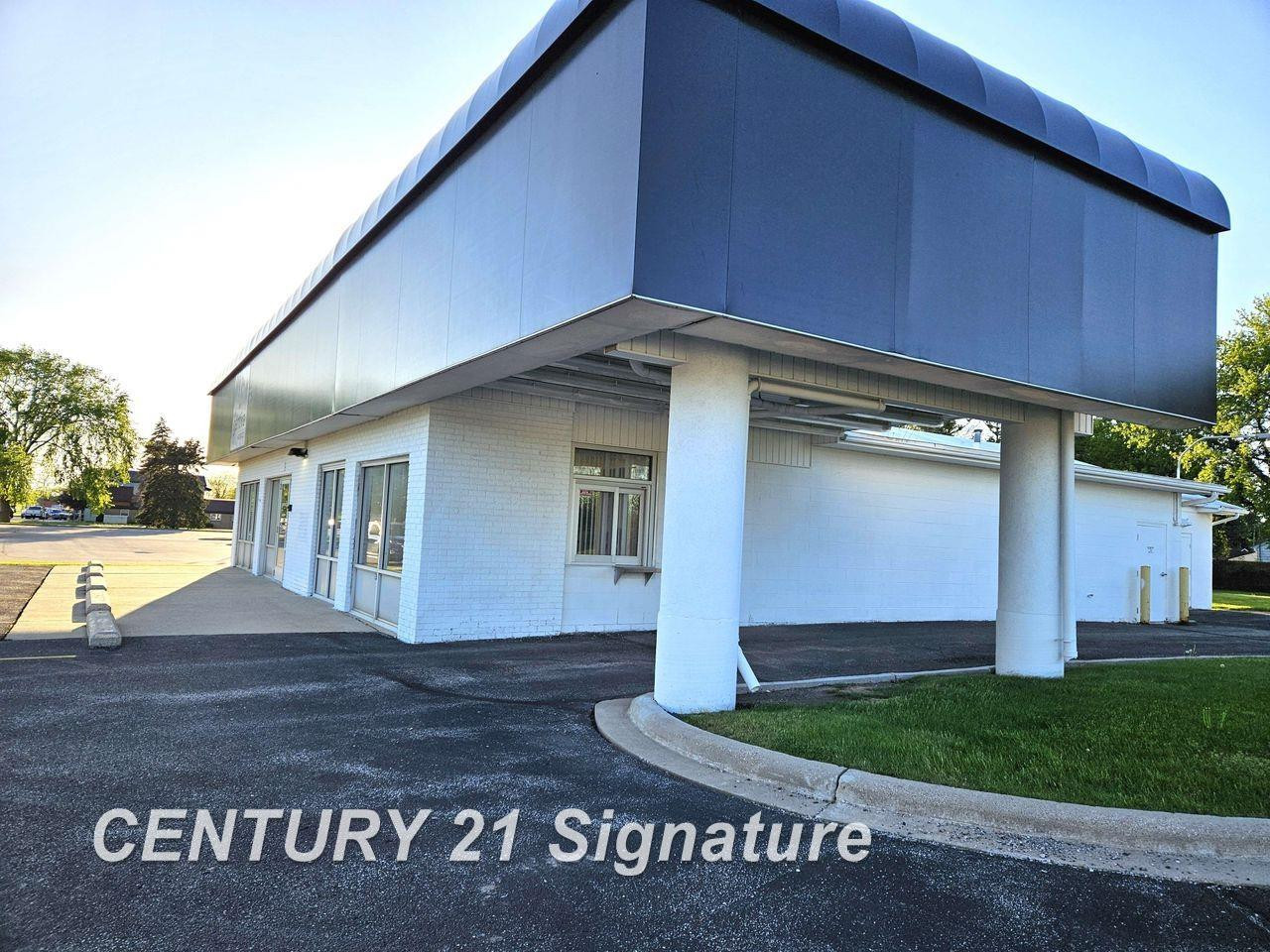 6270 State Street, Saginaw, MI 48603 — Photo 2