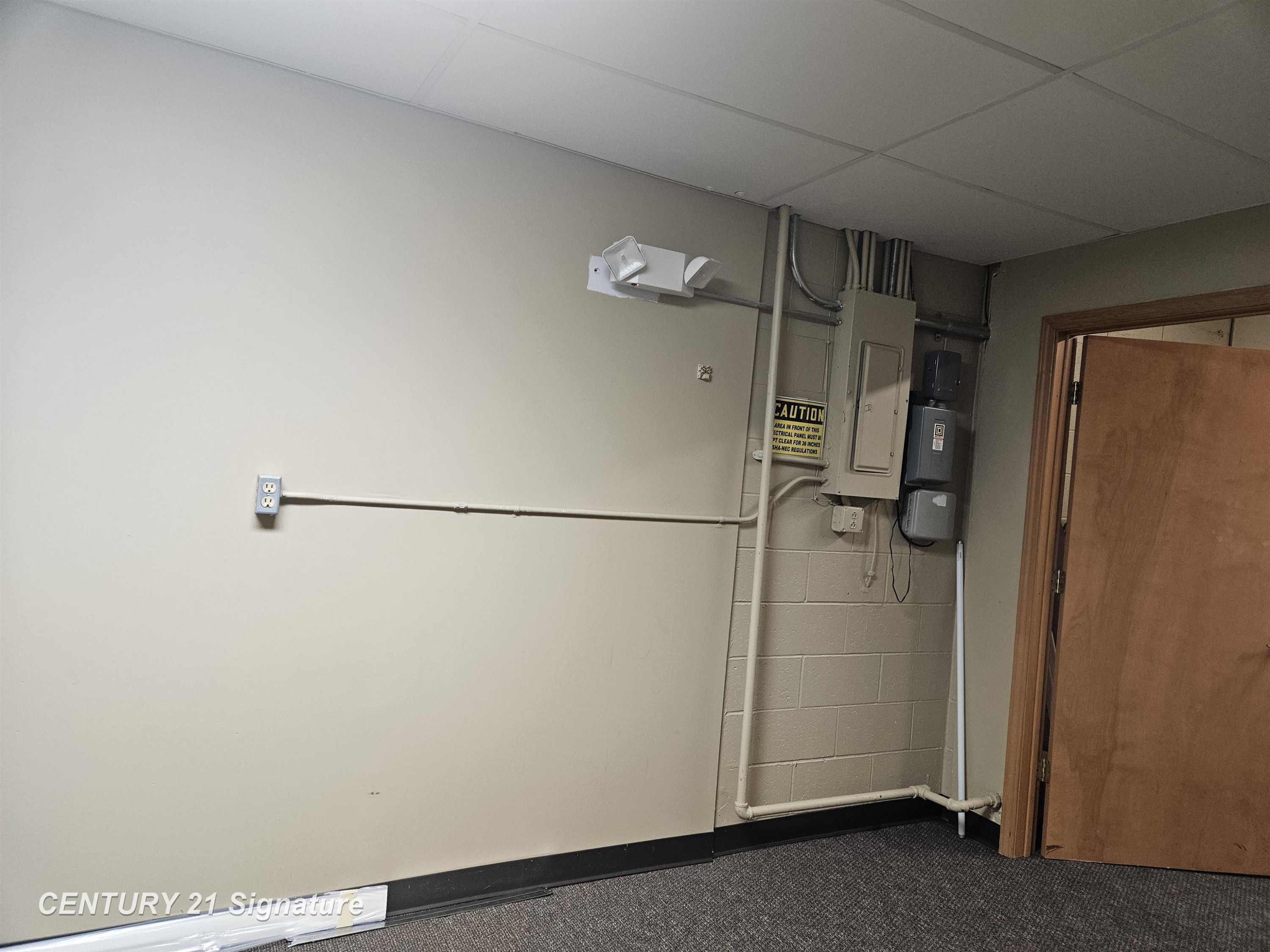 6270 State Street, Saginaw, MI 48603 — Photo 12