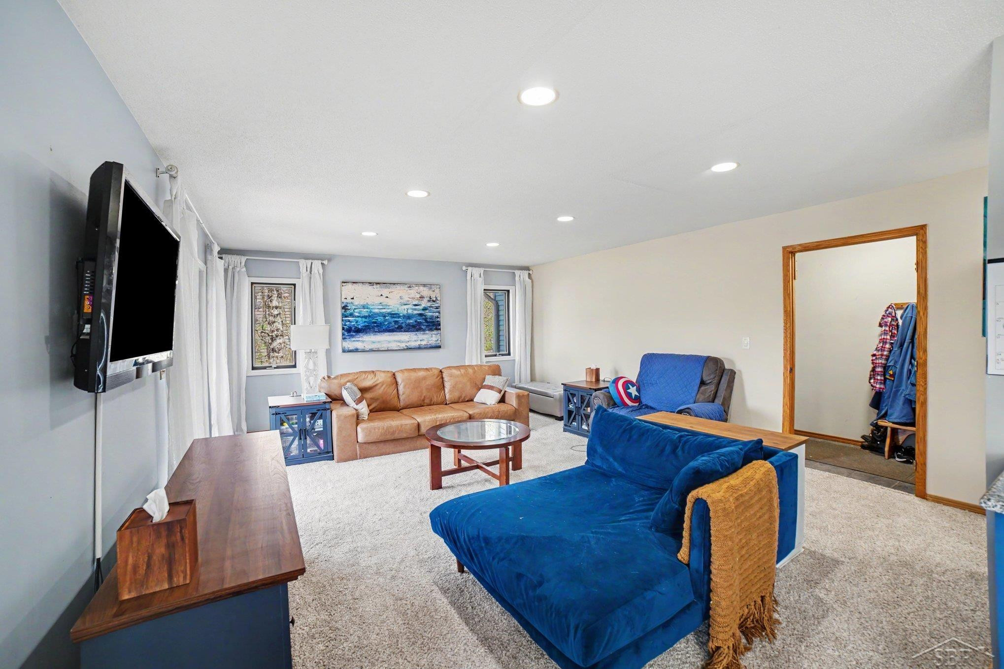 5089 N Fox Road, Sanford, MI 48657 — Photo 9