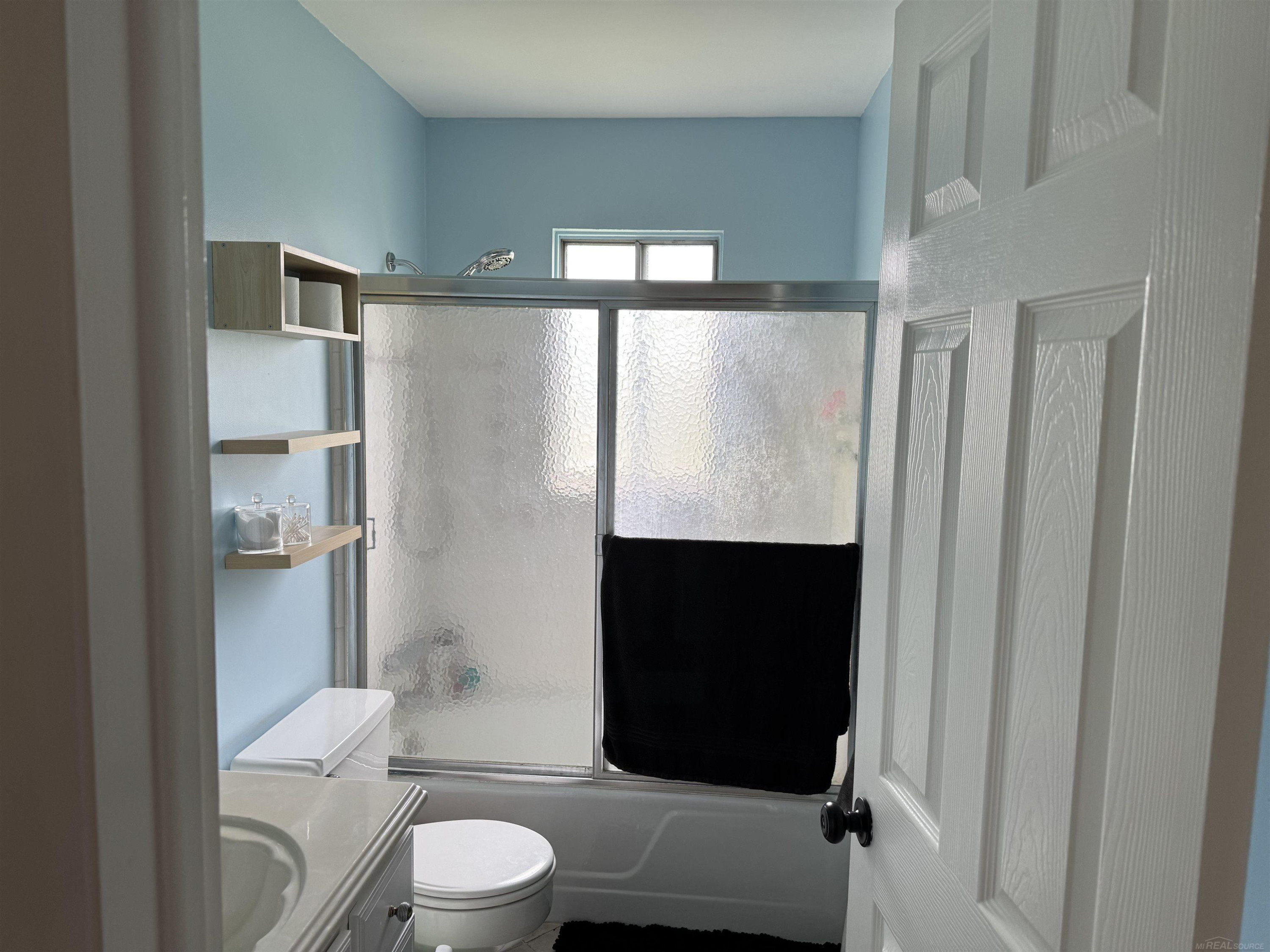 10201 N Fenton Road, Fenton, MI 48430 — Photo 4