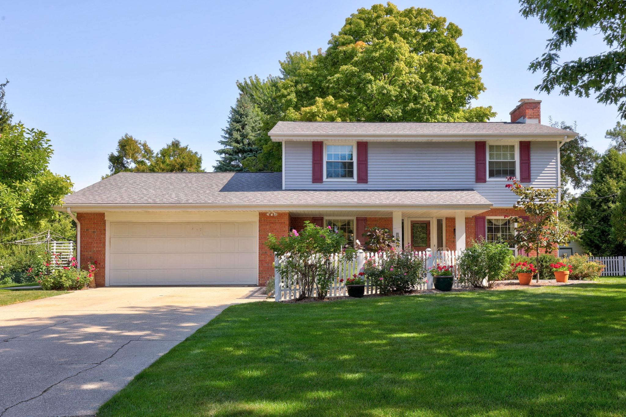 5 Mary Lane Court, Frankenmuth, MI 48734 — Photo 2