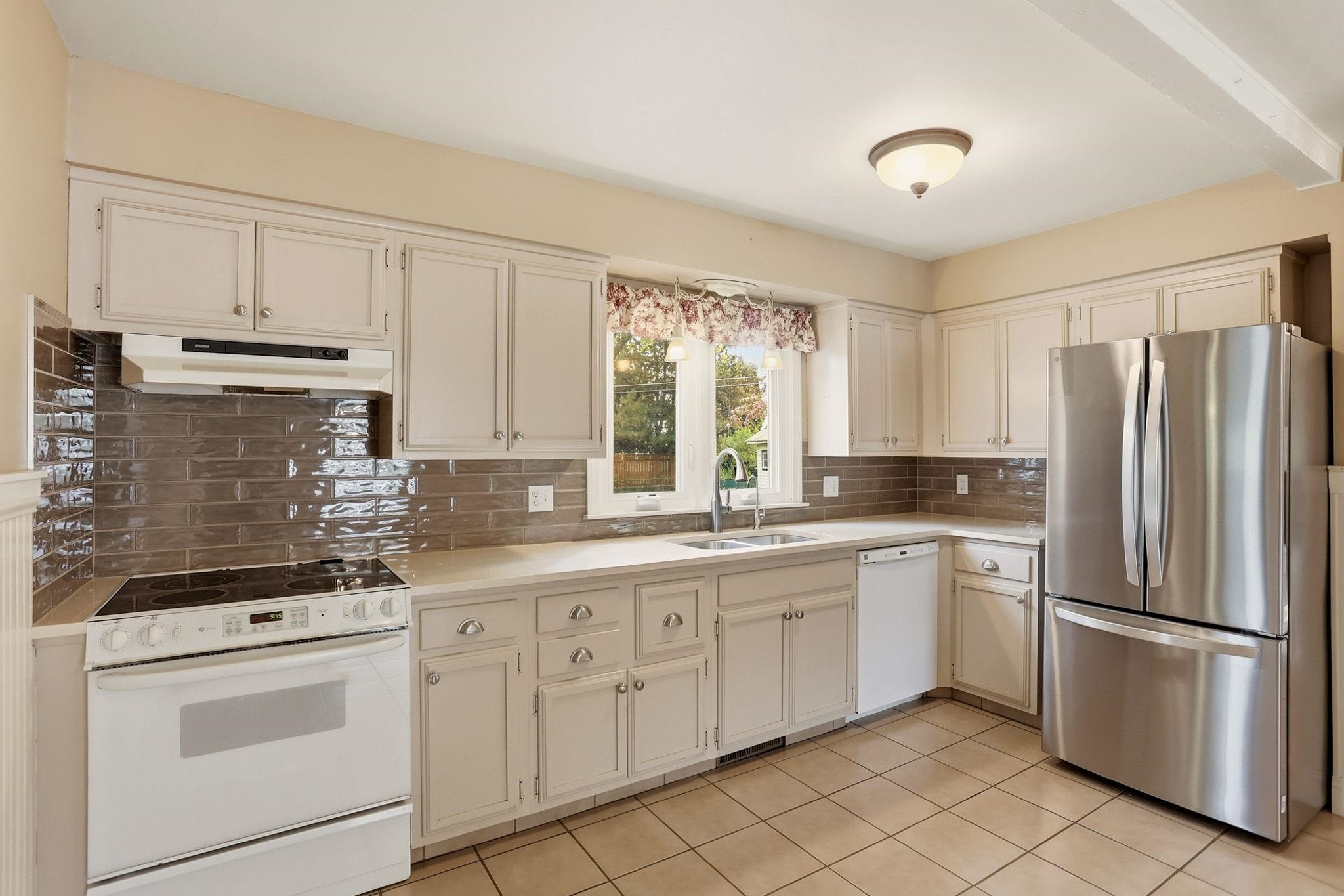 5 Mary Lane Court, Frankenmuth, MI 48734 — Photo 17