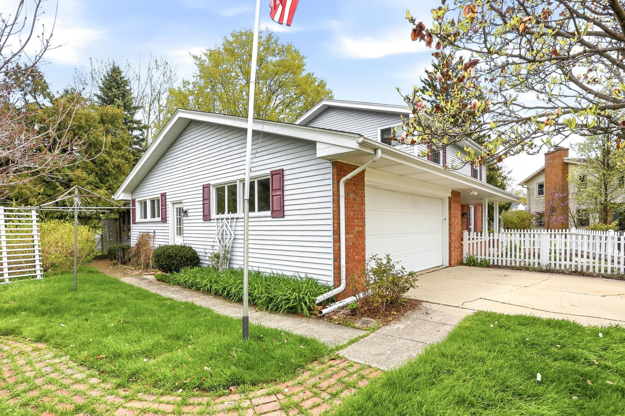 5 Mary Lane Court, Frankenmuth, MI 48734 — Photo 39