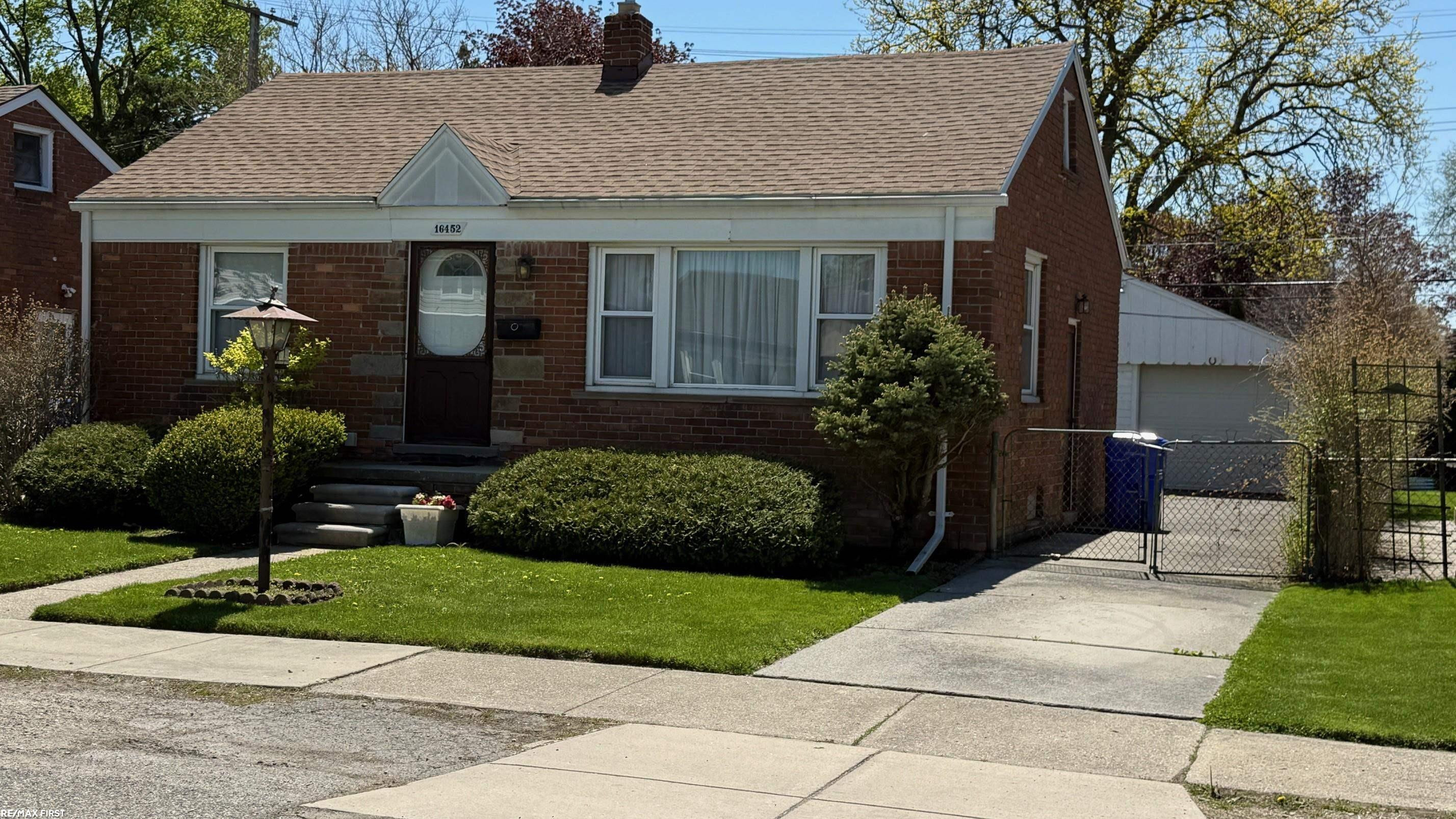 16452 Rosemary Avenue, Fraser, MI 48026 — front exterior