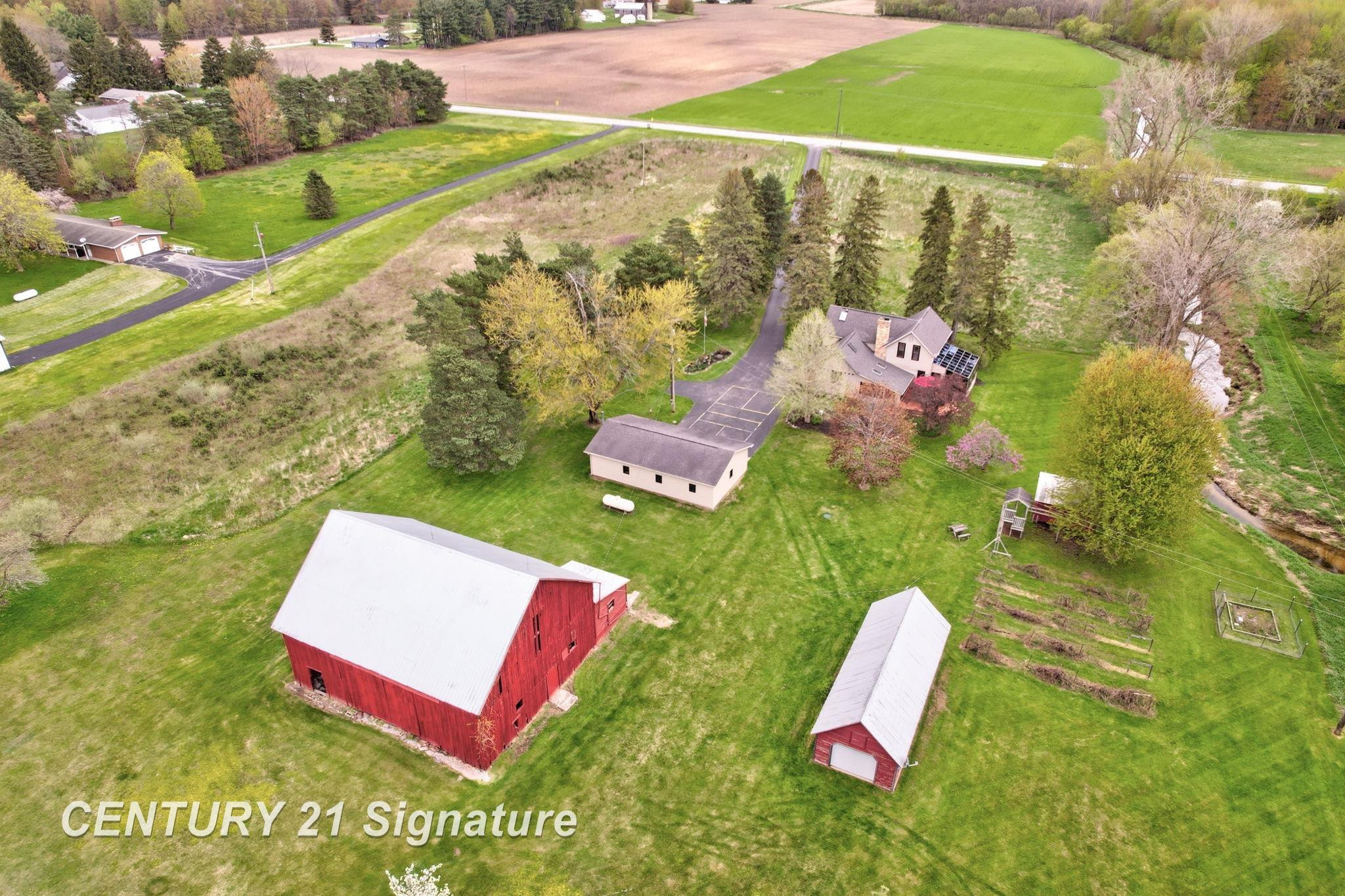 4815 N Hemlock Road, Hemlock, MI 48626 — Photo 2