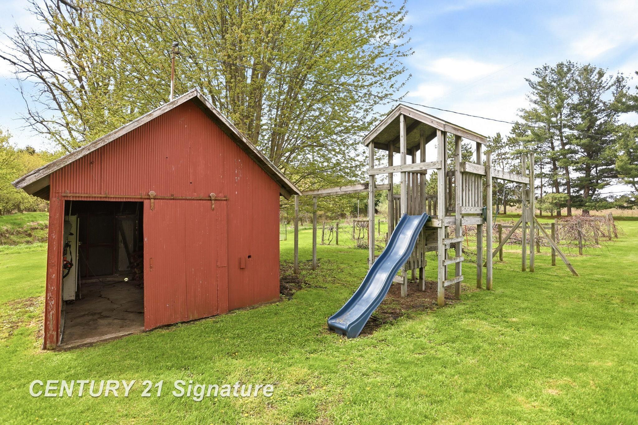 4815 N Hemlock Road, Hemlock, MI 48626 — Photo 63