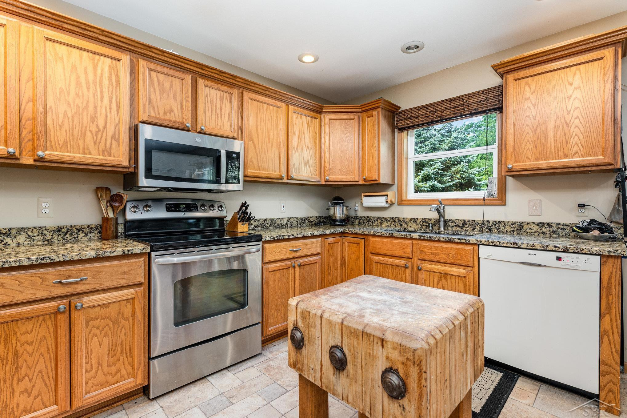 106 Eva Lane, Roscommon, MI 48653 — Photo 7
