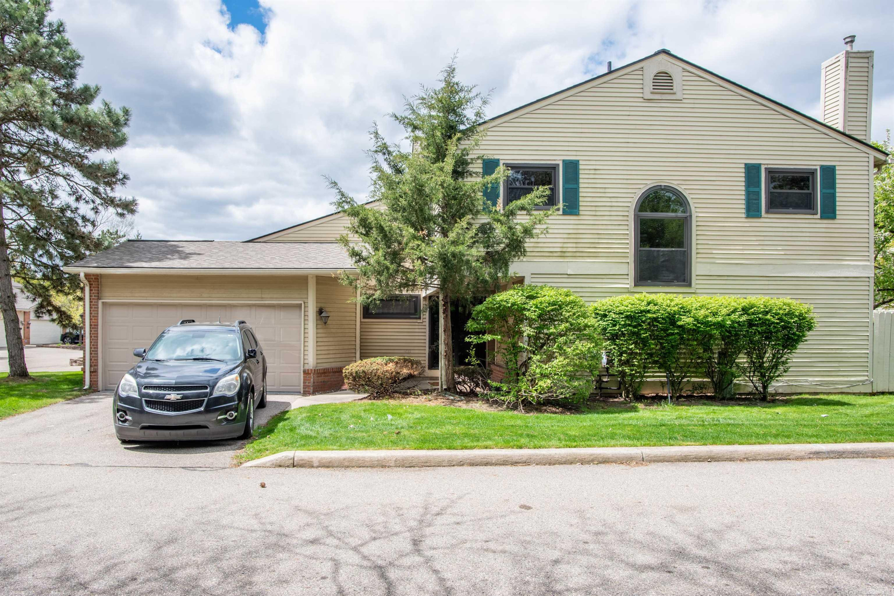 5679 Drake Hollow Drive, West Bloomfield, MI — front exterior