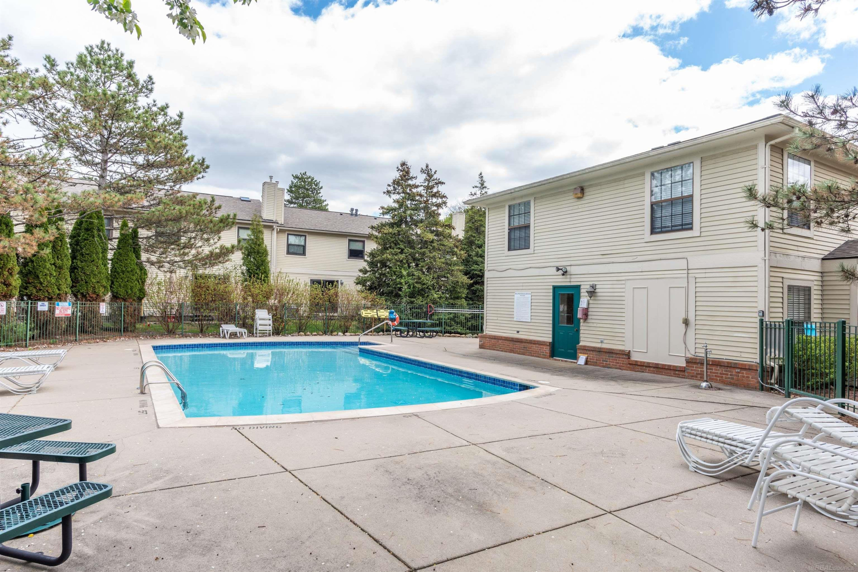 5679 Drake Hollow Drive, West Bloomfield, MI — Photo 21