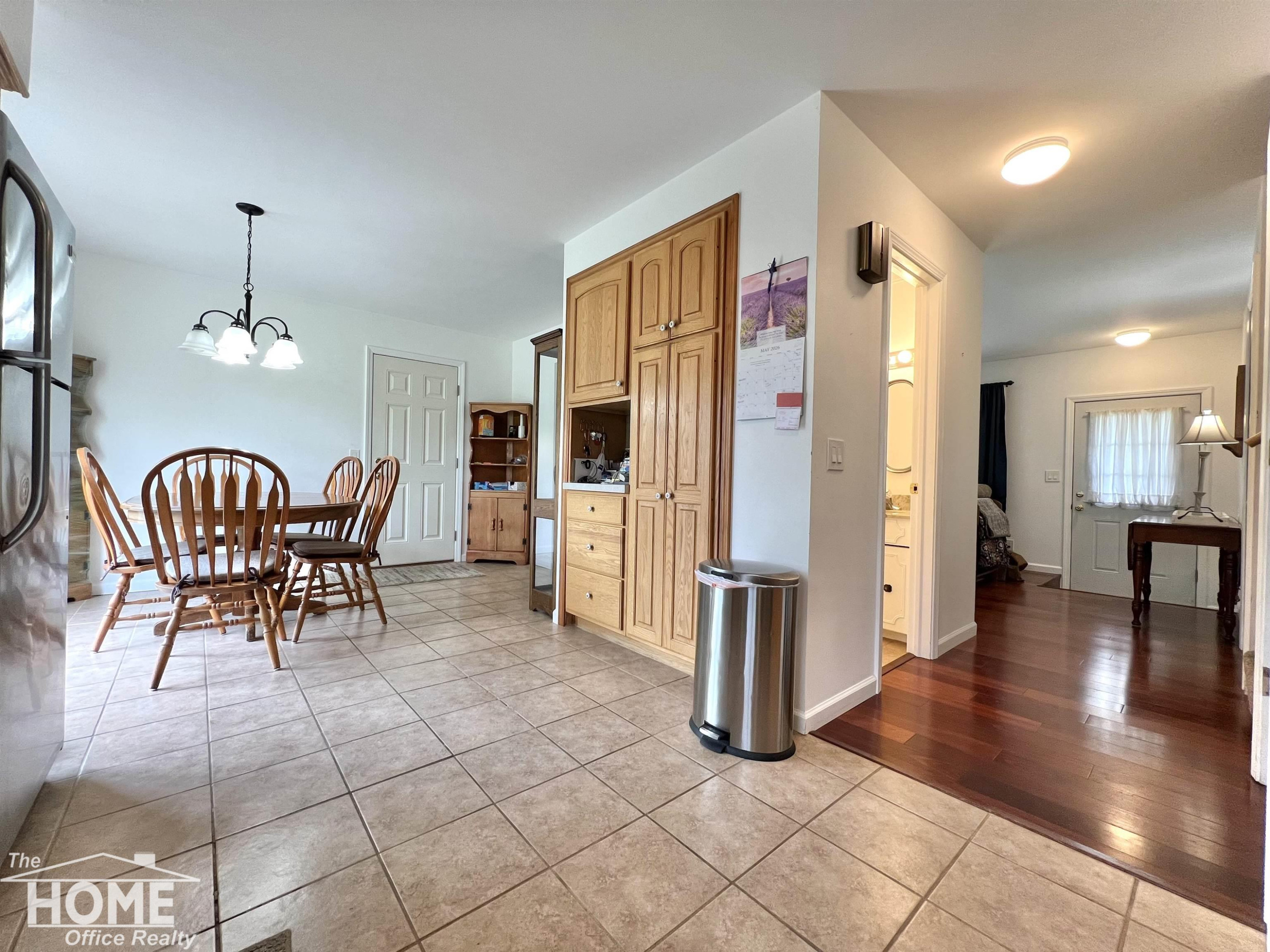 1316 Huntington Drive, Owosso, MI 48867 — Photo 10
