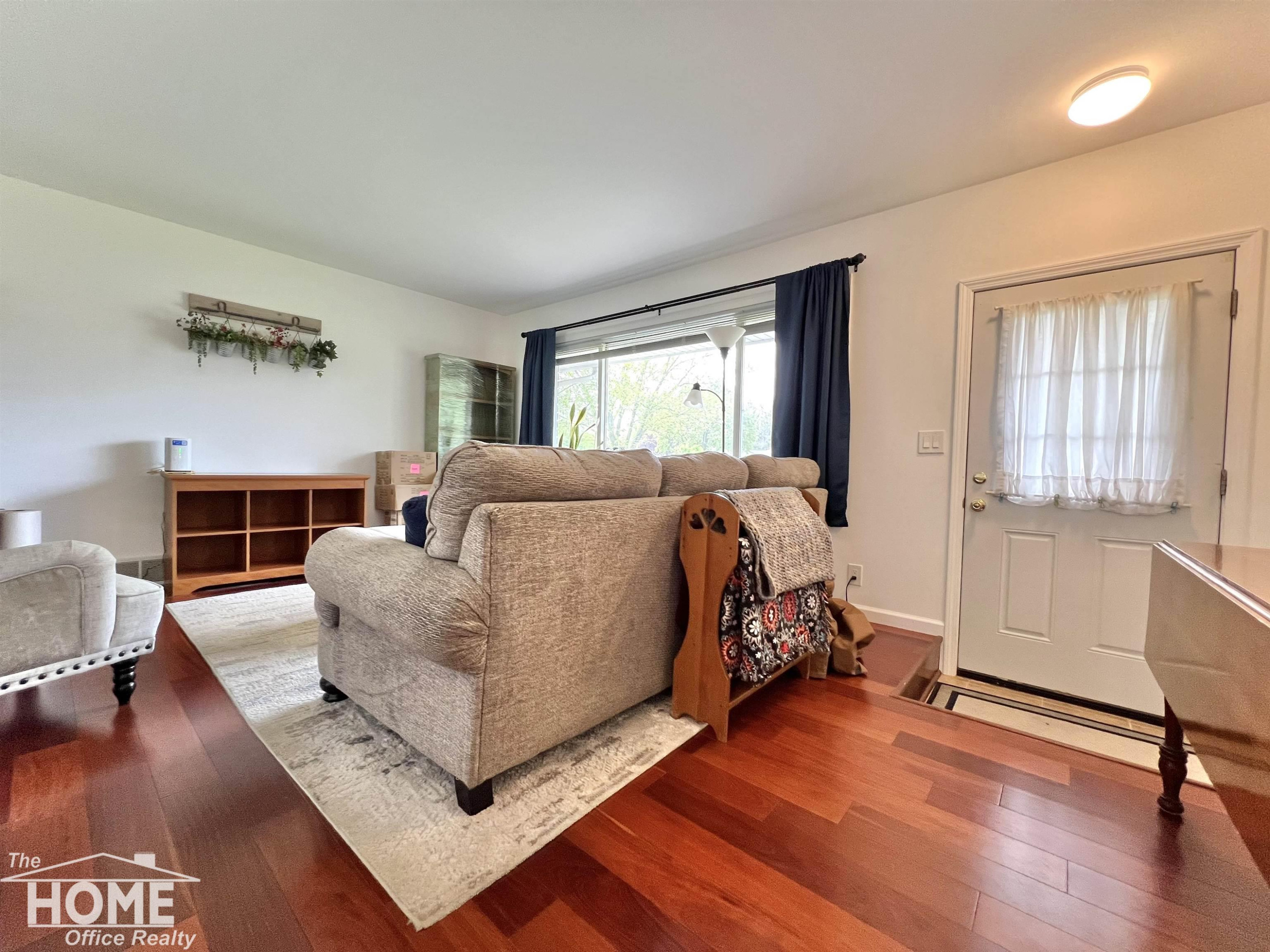 1316 Huntington Drive, Owosso, MI 48867 — Photo 12