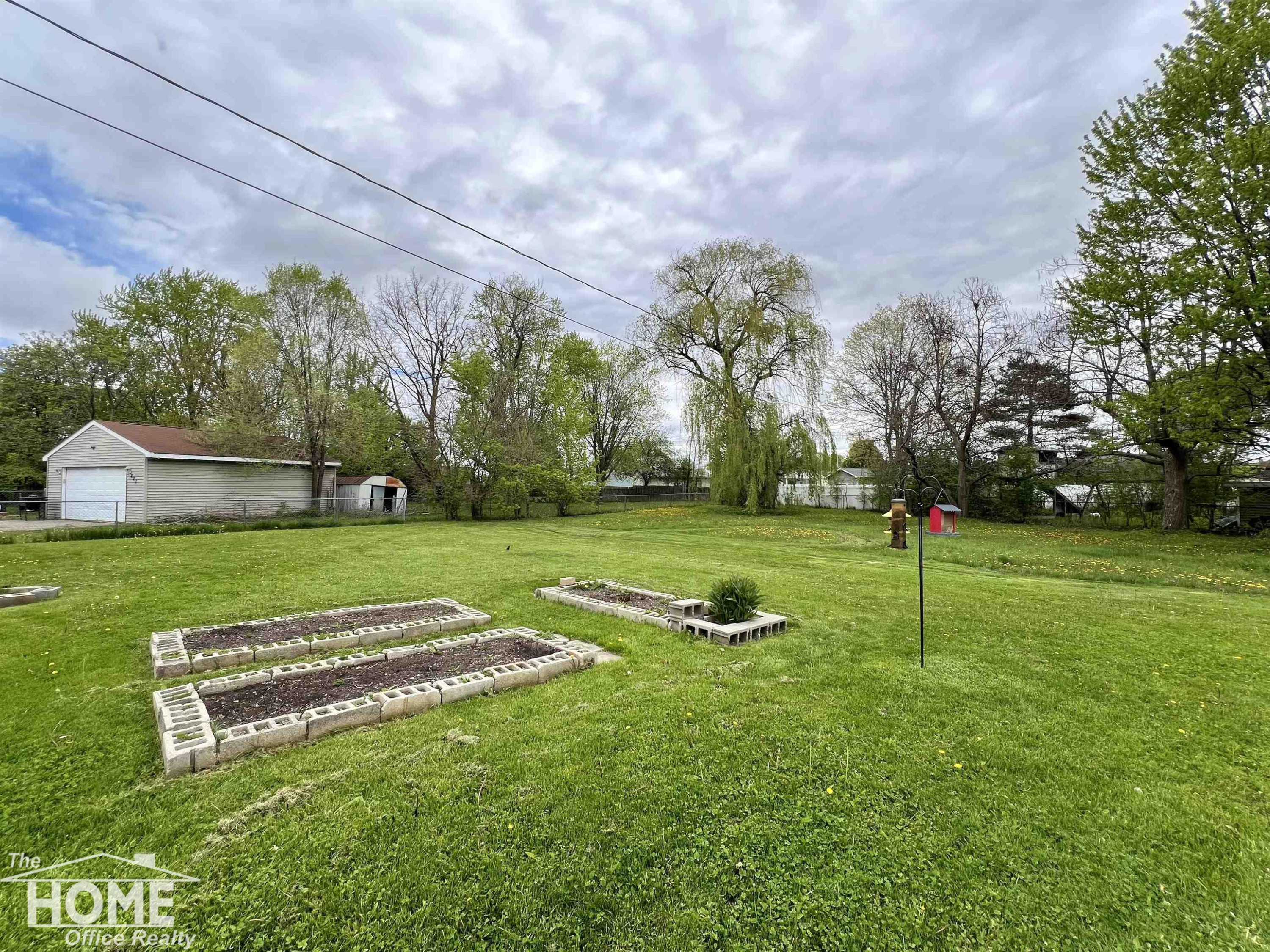 1316 Huntington Drive, Owosso, MI 48867 — Photo 30