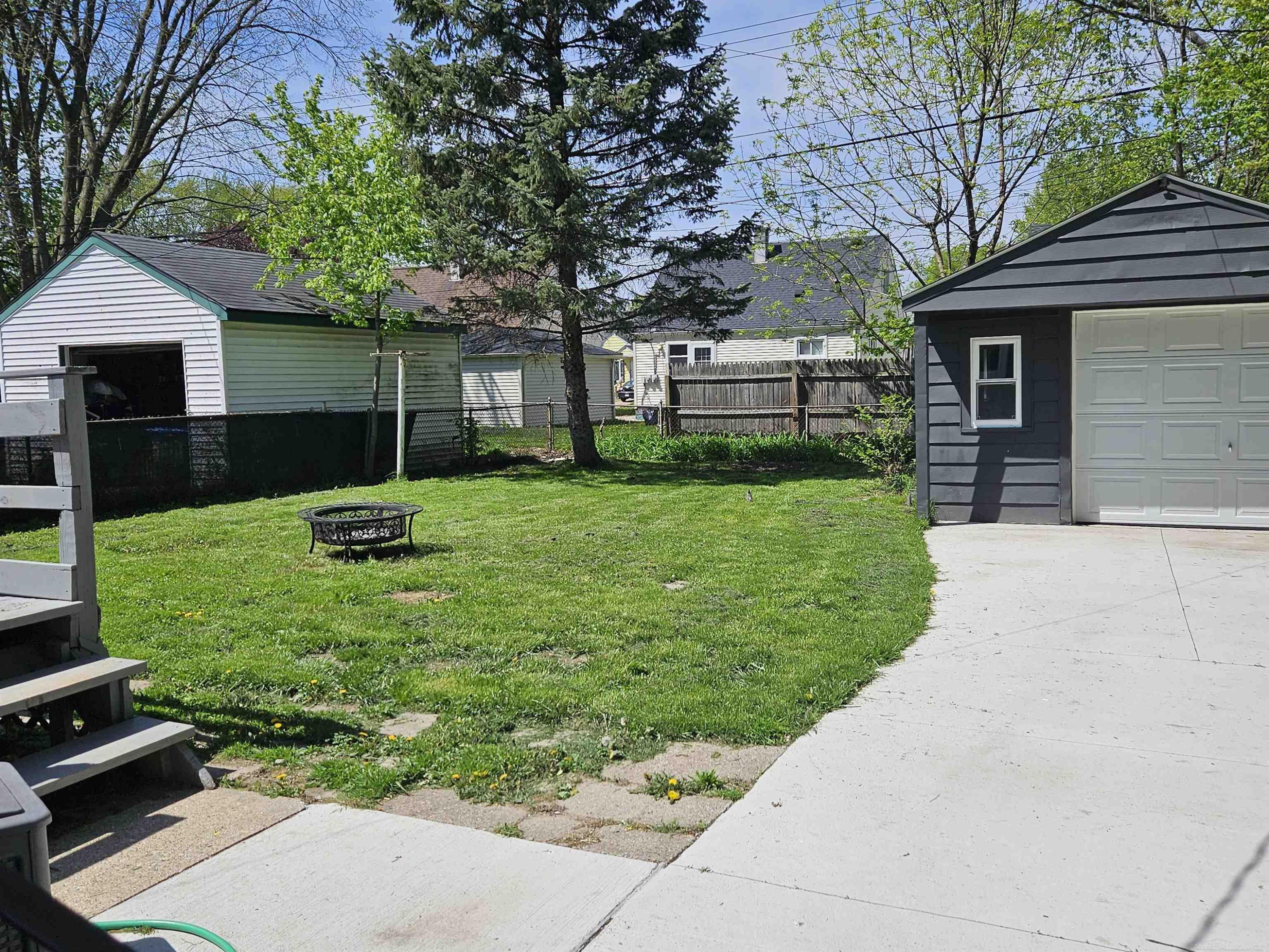 14945 Alberta Avenue, Warren, MI 48089 — Photo 3