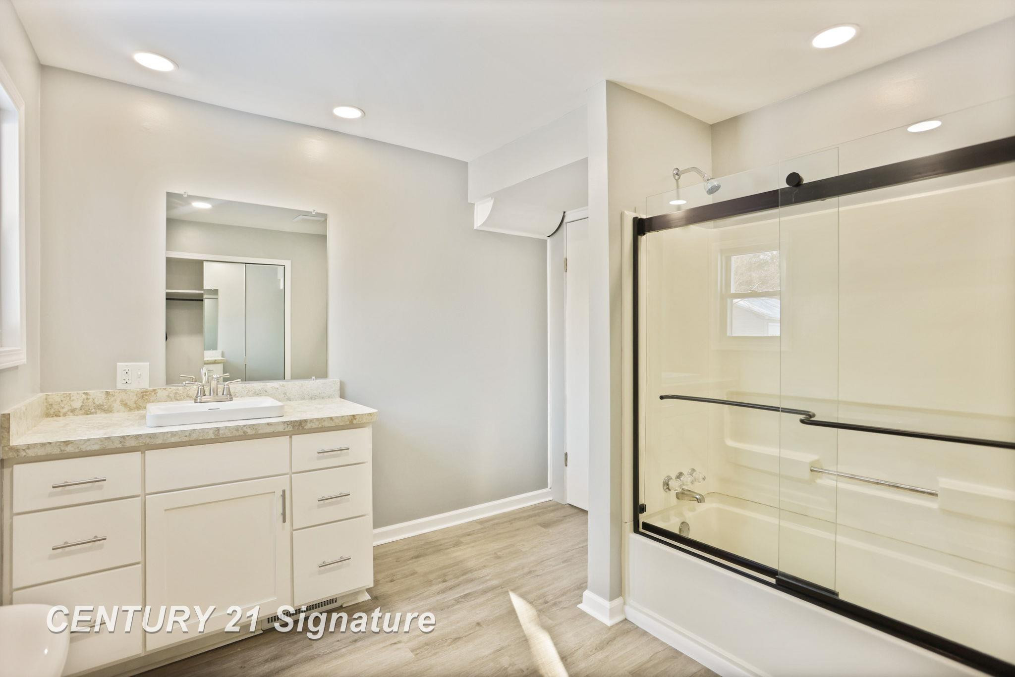 4770 King Road, Saginaw, MI 48601 — Photo 14