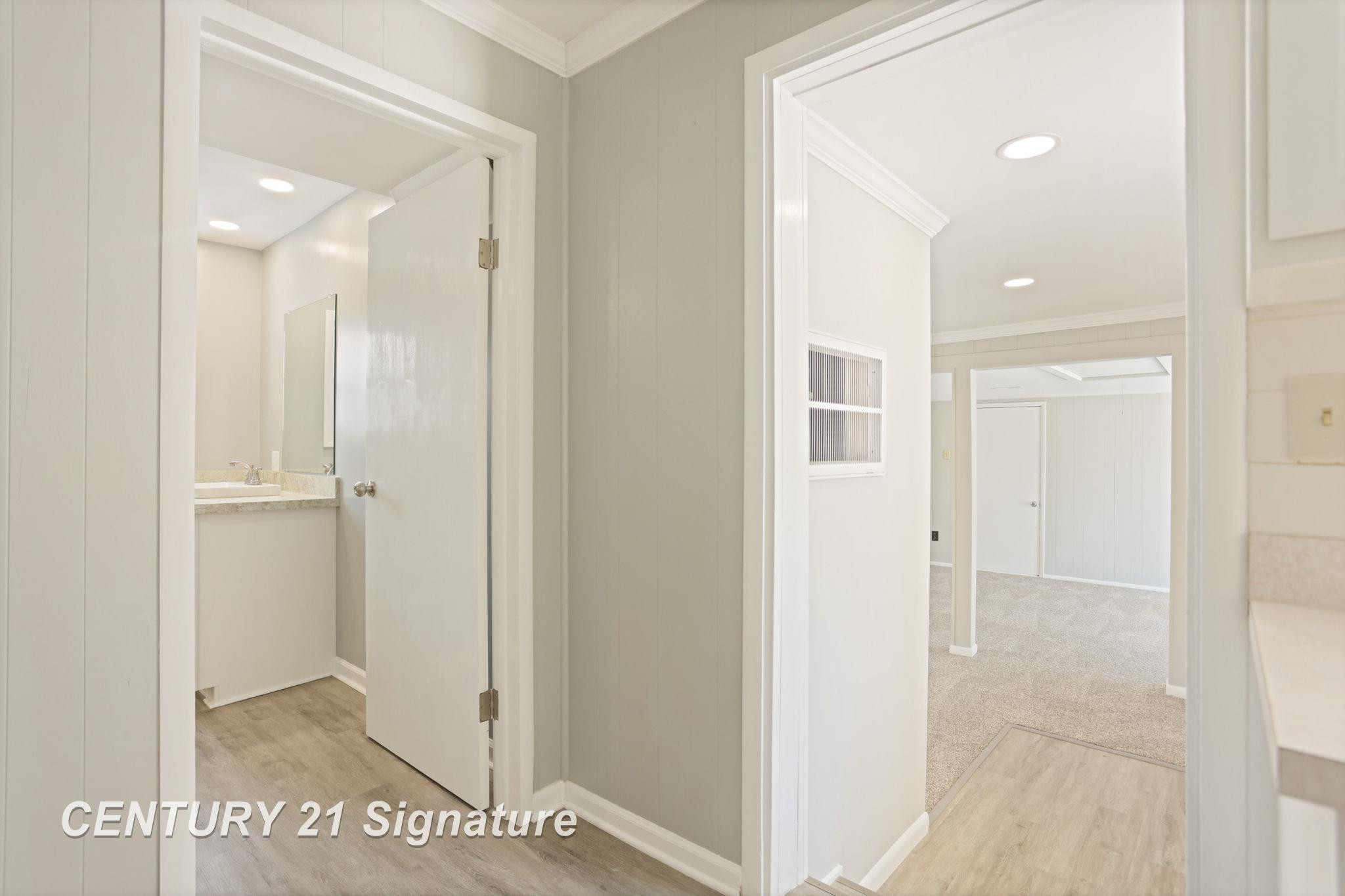 4770 King Road, Saginaw, MI 48601 — Photo 15