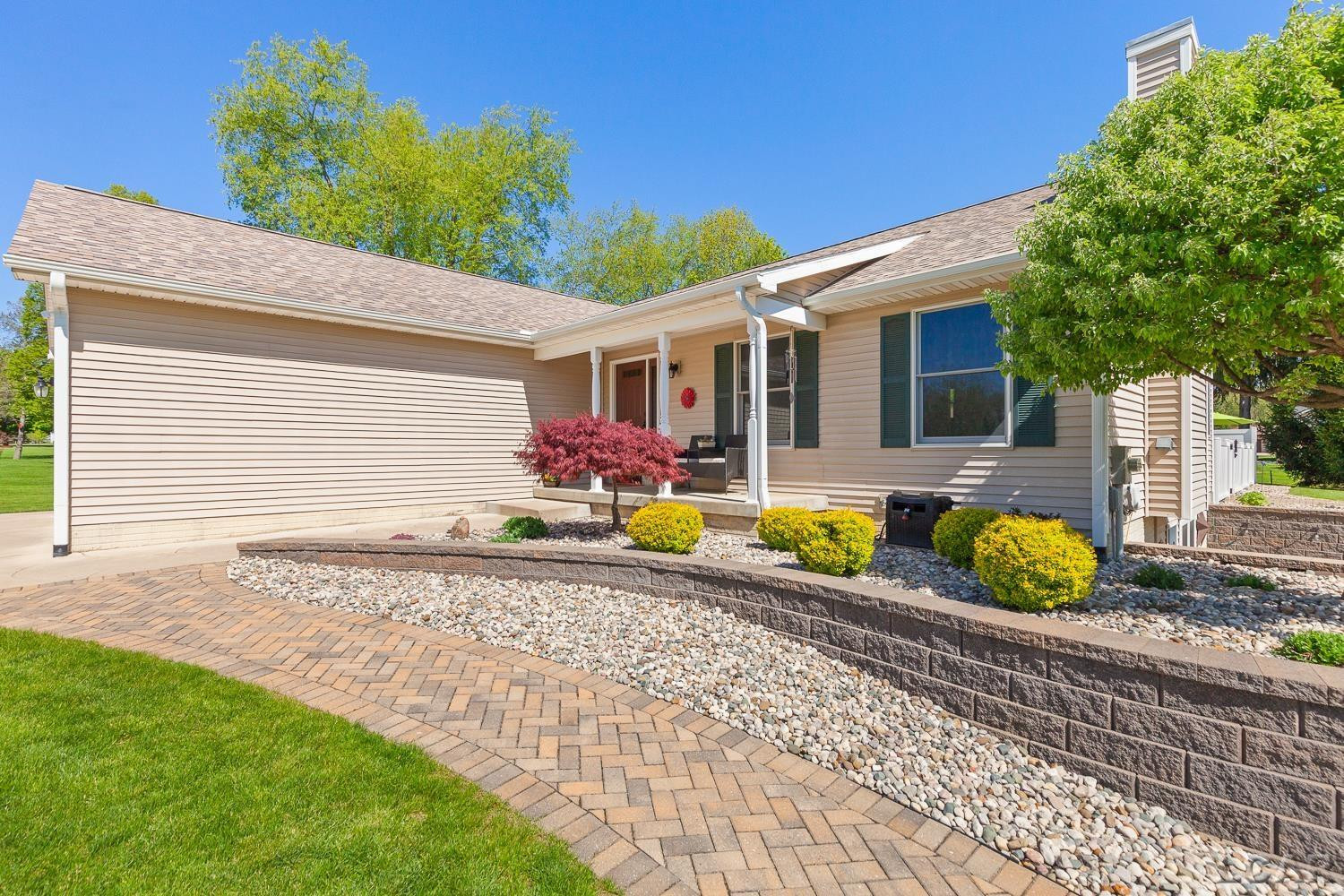 1266 Windsor Court, Adrian, MI 49221 — Photo 4
