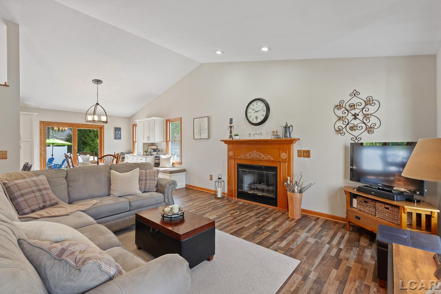 1266 Windsor Court, Adrian, MI 49221 — Photo 6