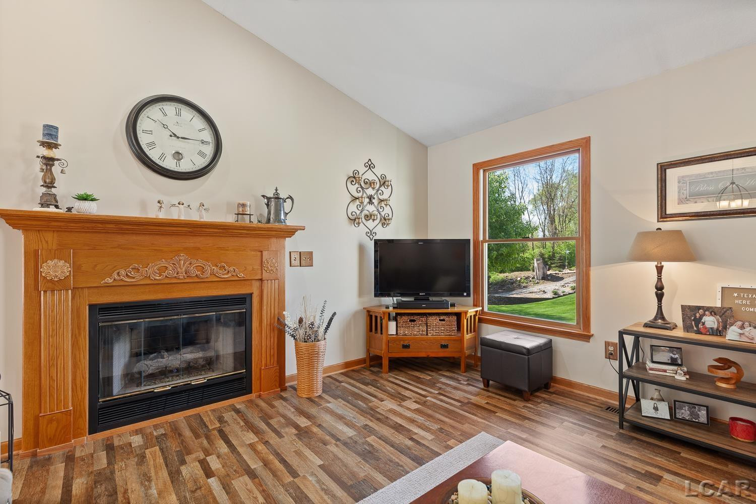 1266 Windsor Court, Adrian, MI 49221 — Photo 9