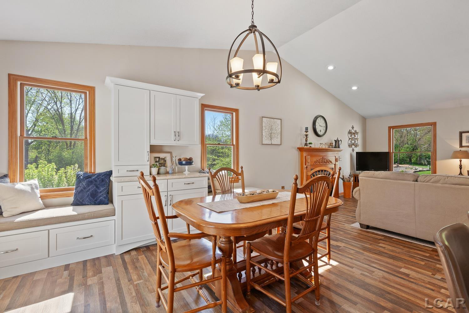 1266 Windsor Court, Adrian, MI 49221 — Photo 12