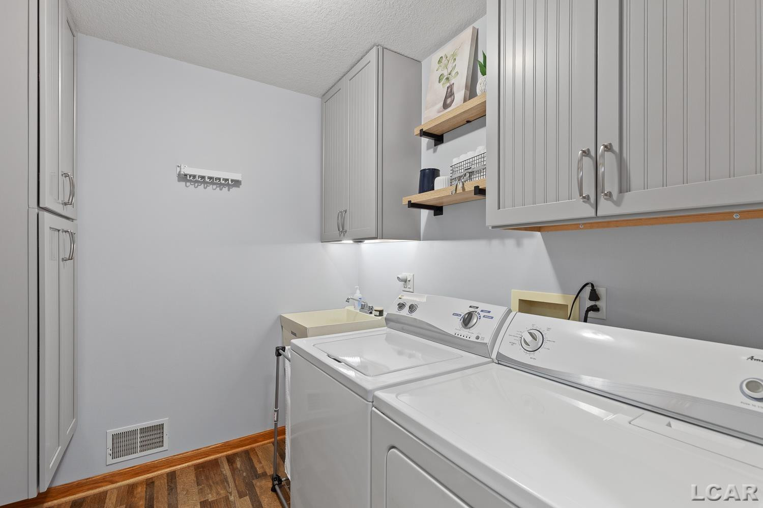 1266 Windsor Court, Adrian, MI 49221 — Photo 29