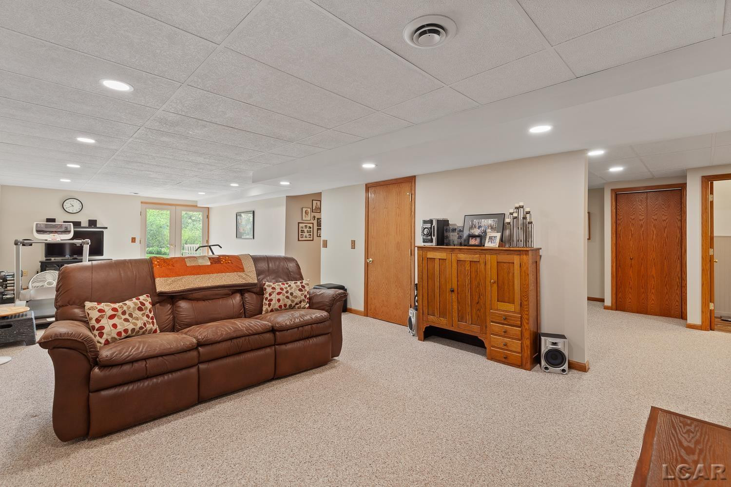 1266 Windsor Court, Adrian, MI 49221 — Photo 36