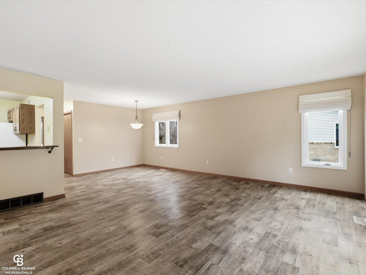 7262 Lakeshore Road, Lakeport, MI 48059 — Photo 11