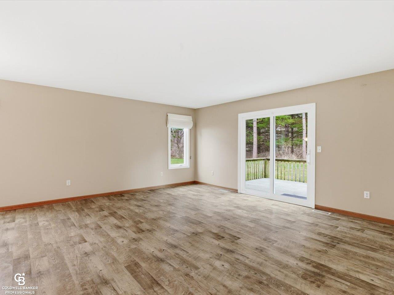 7262 Lakeshore Road, Lakeport, MI 48059 — Photo 16