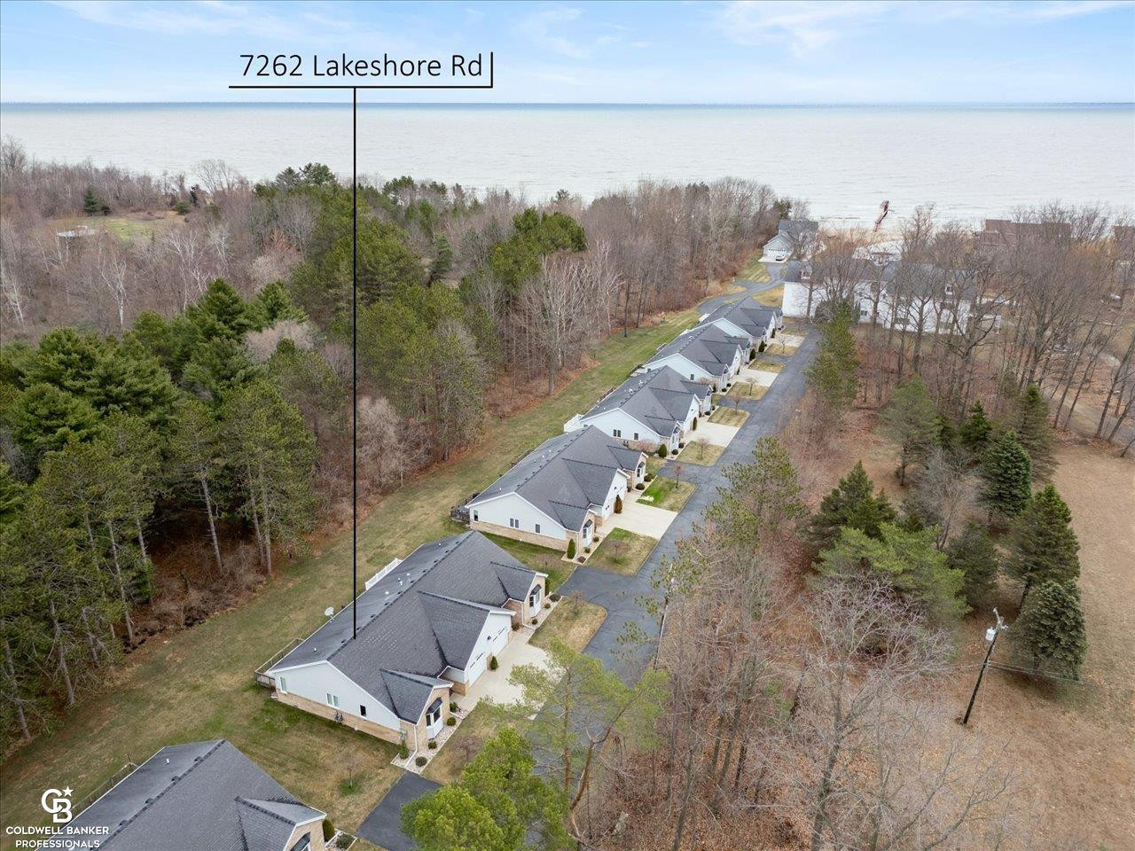 7262 Lakeshore Road, Lakeport, MI 48059 — Photo 35