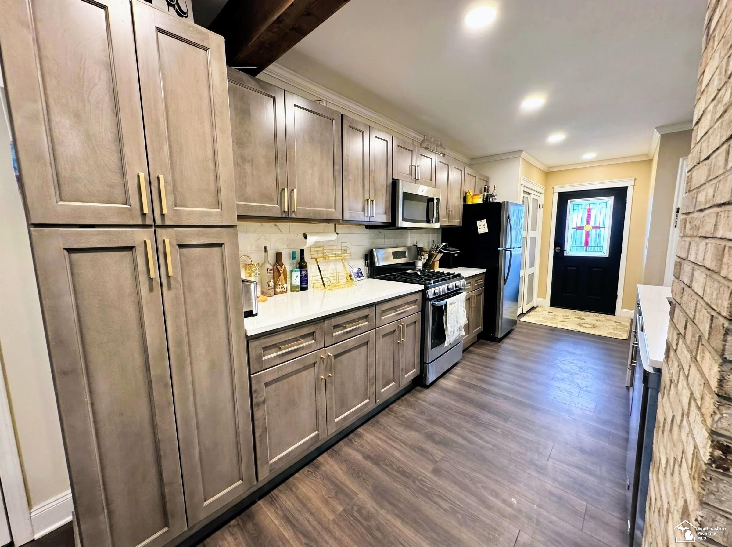7252 Douglas Road, Lambertville, MI 48144 — Photo 10