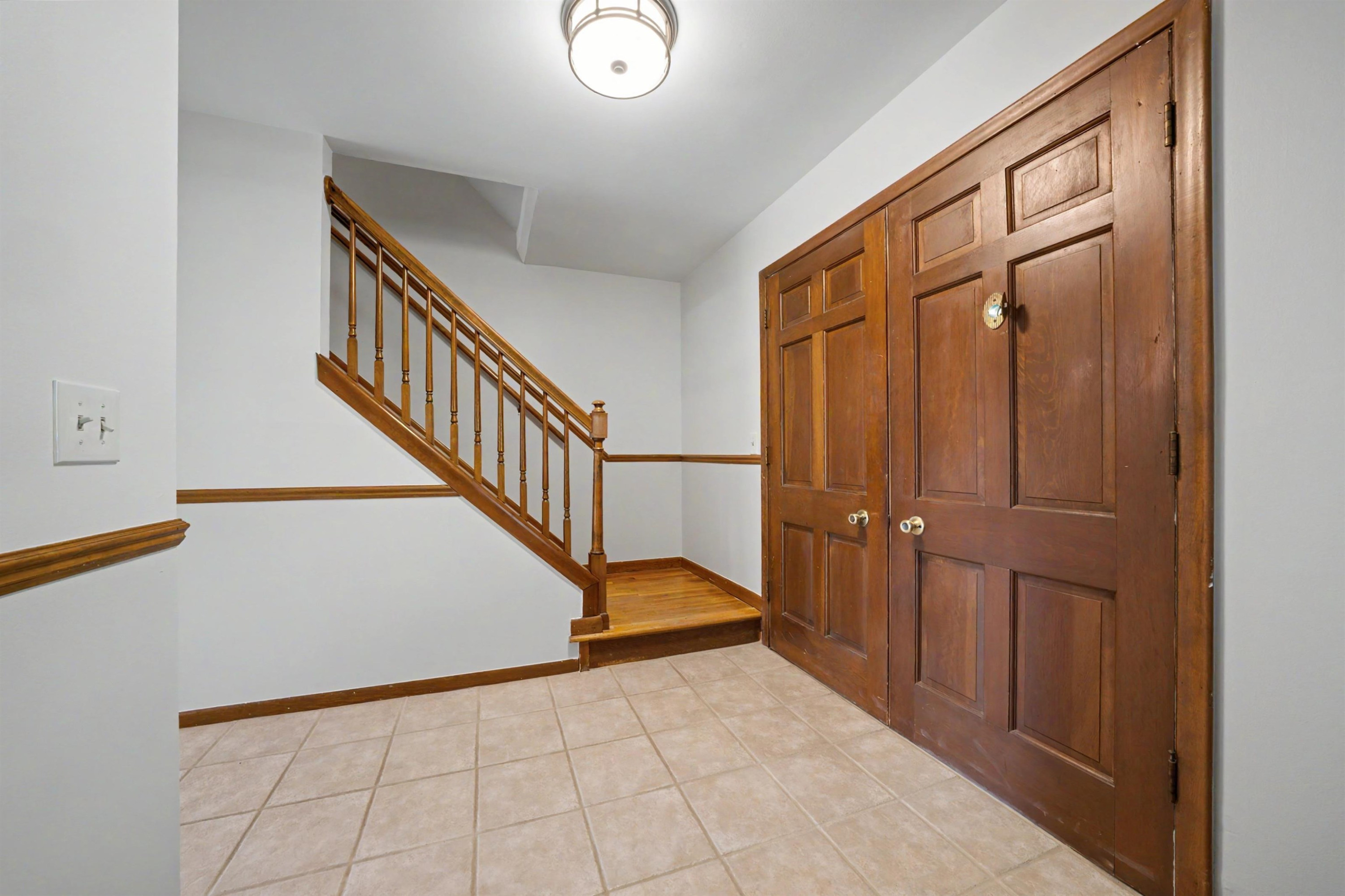 6486 Thorneycroft Drive, Shelby Twp, MI 48316 — Photo 4