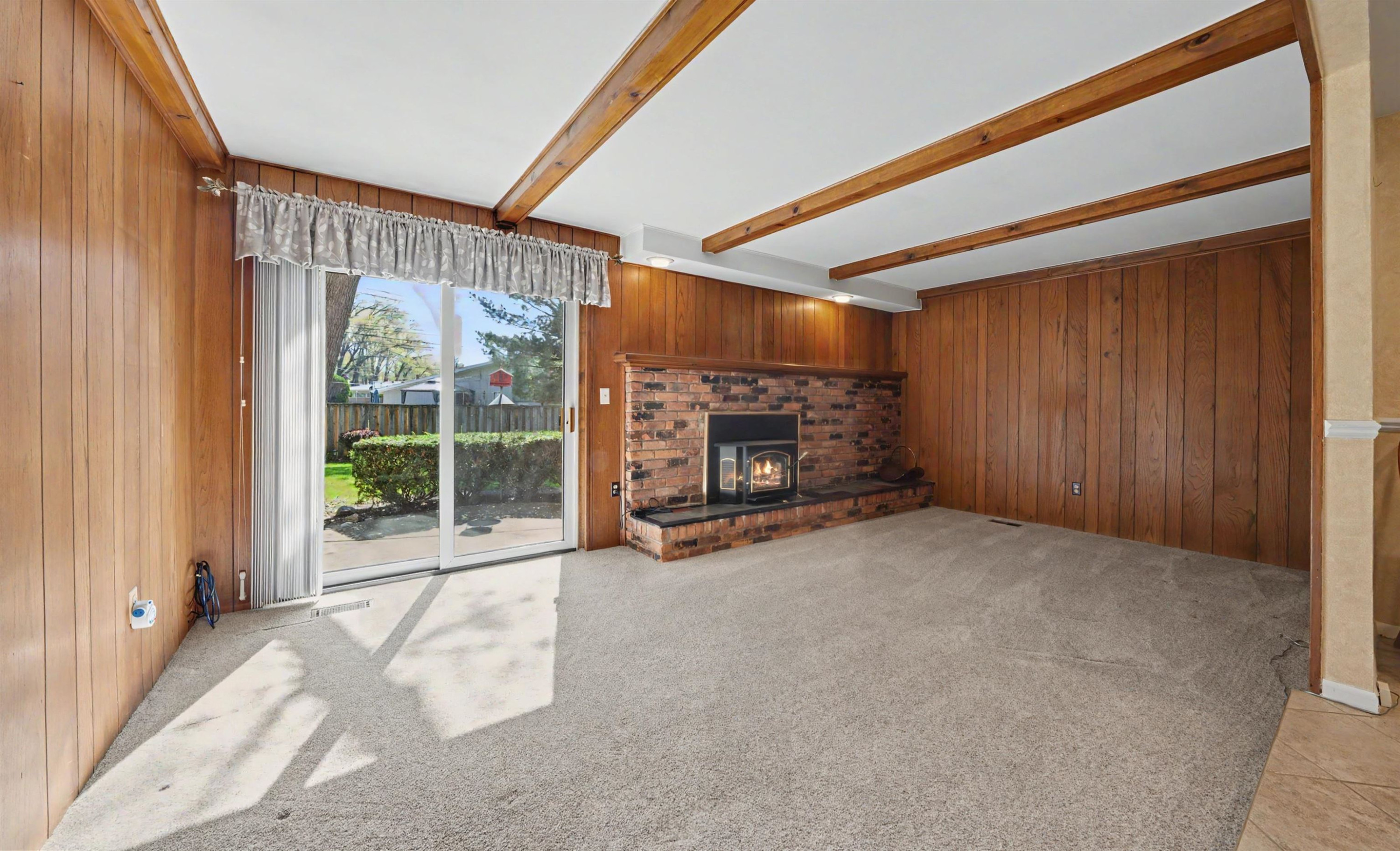 6486 Thorneycroft Drive, Shelby Twp, MI 48316 — Photo 18