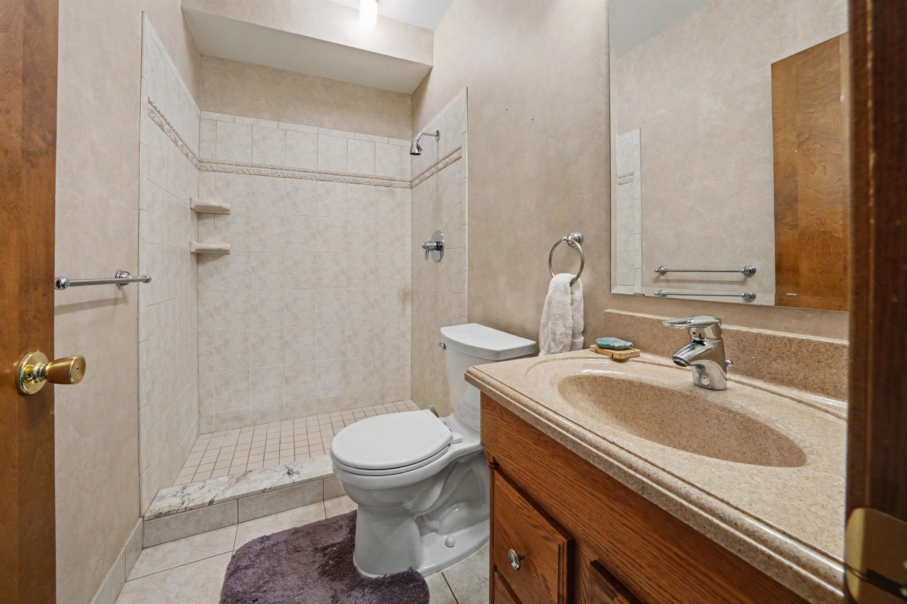 6486 Thorneycroft Drive, Shelby Twp, MI 48316 — Photo 21
