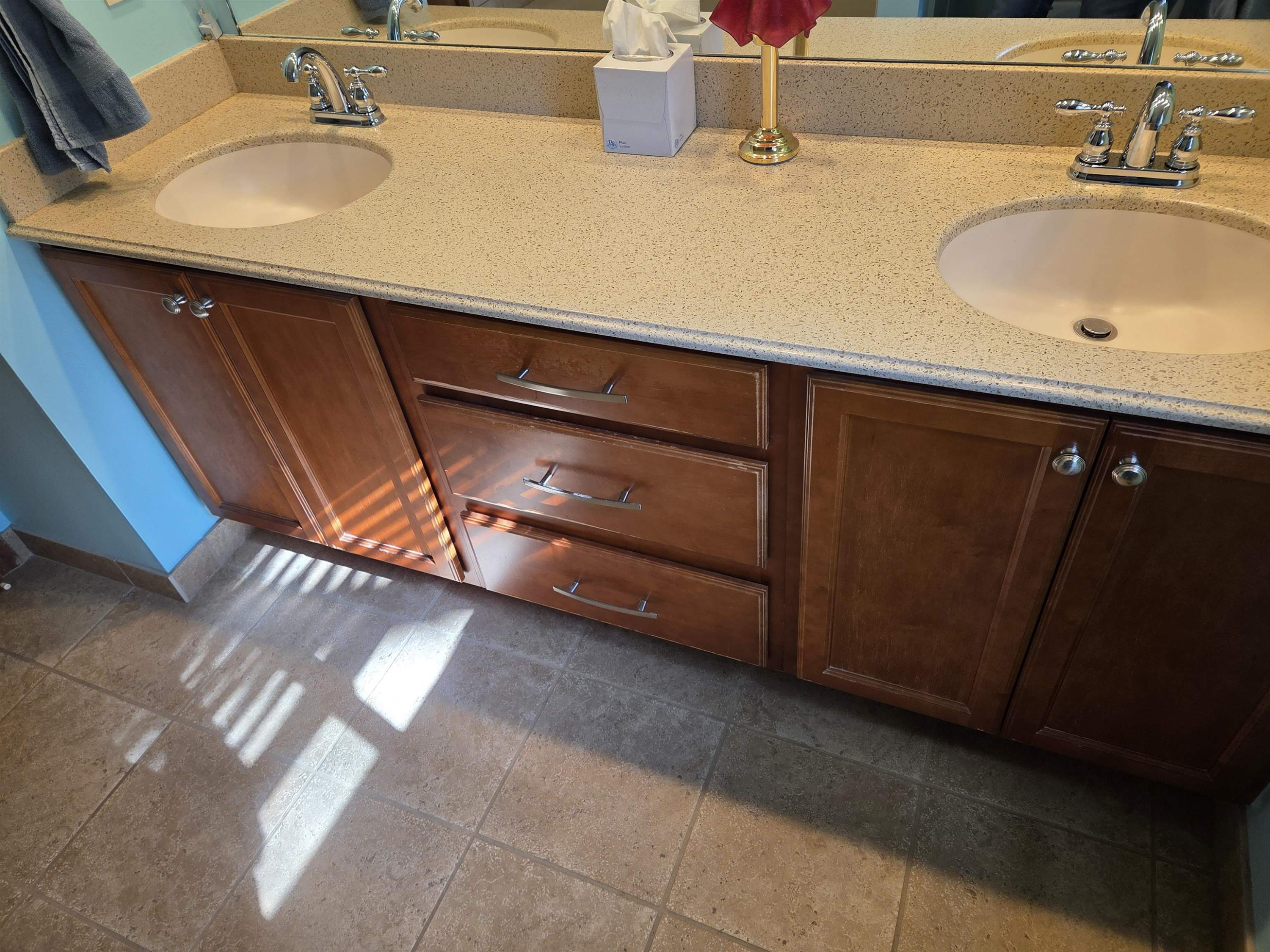 6486 Thorneycroft Drive, Shelby Twp, MI 48316 — Photo 31
