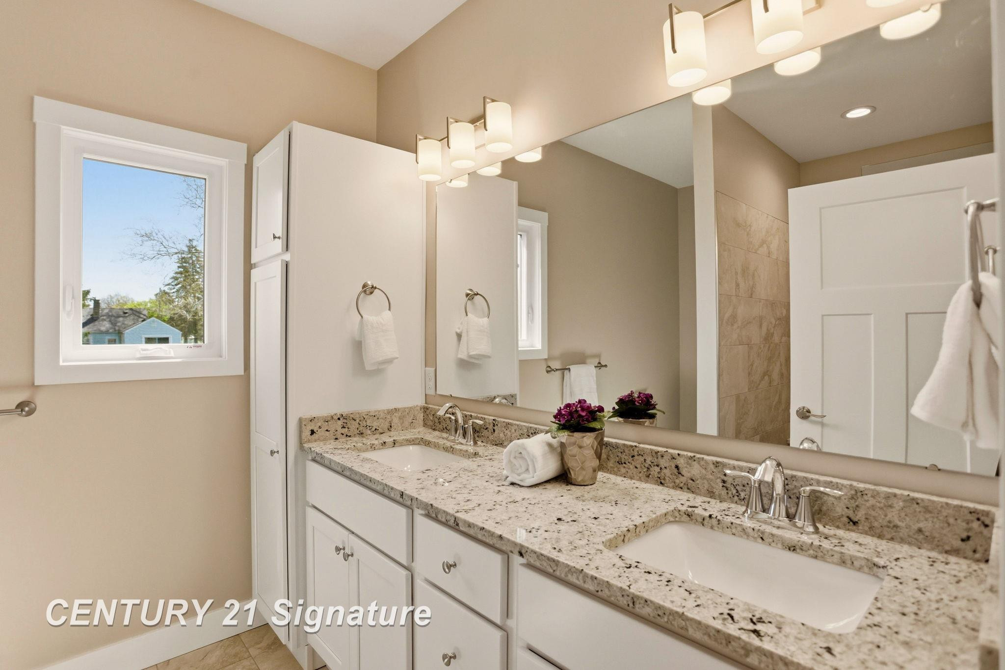 4073 Woodburn Court, 38, Saginaw, MI 48603 — Photo 23