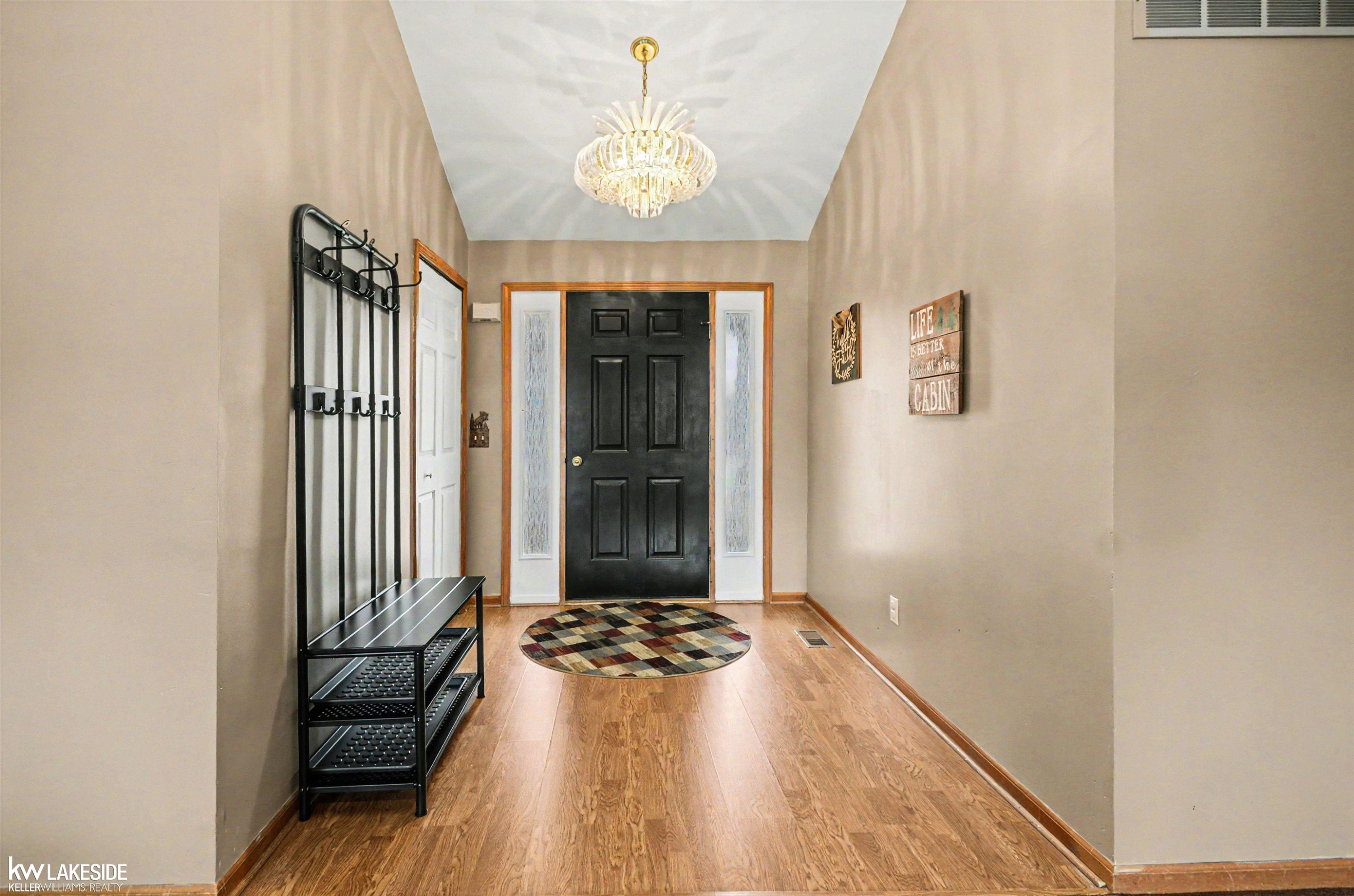 51434 Blue Spruce Drive, MI 48042 — Photo 4